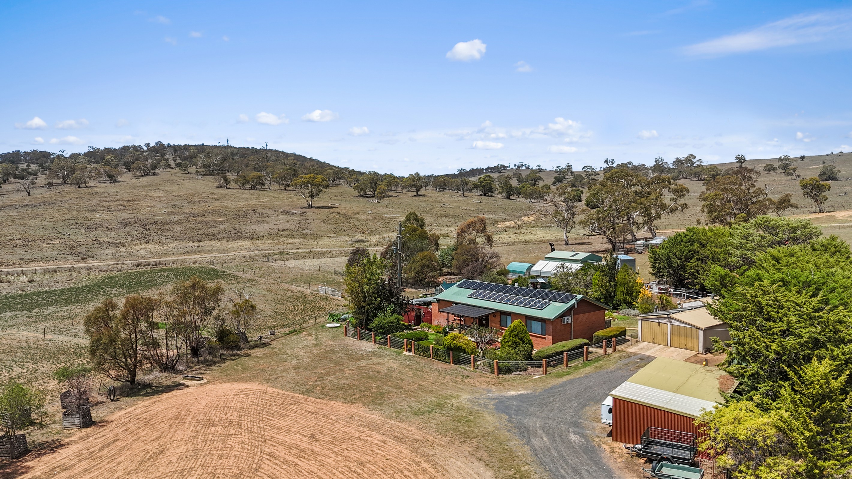 621 Snowy Mountains Highway, Pine Valley, NSW 2630