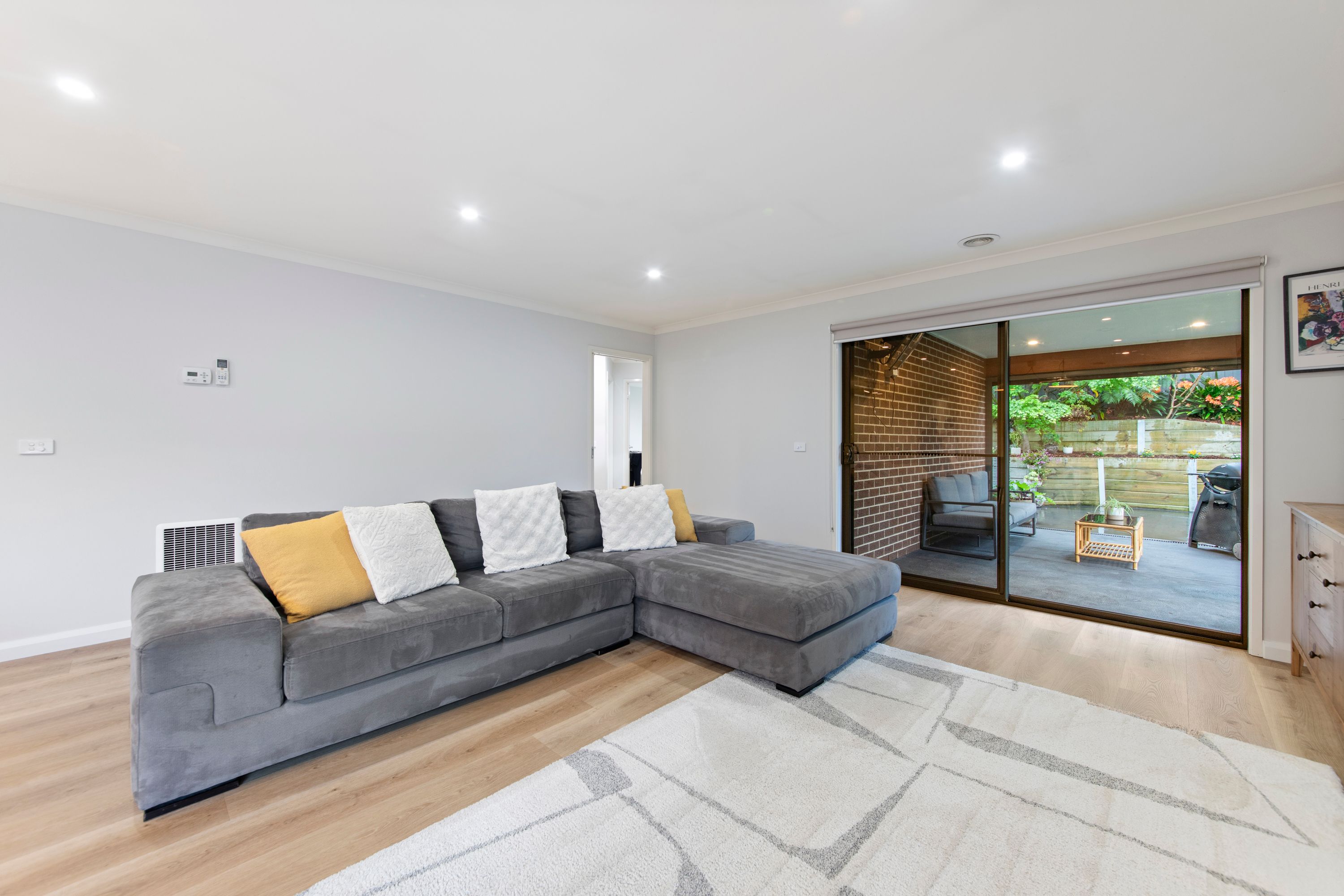 5 Belmont Crescent — photo 14 of 30