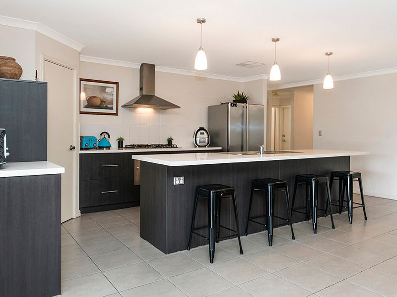 17 Andalusian Loop, Baldivis, WA 6171