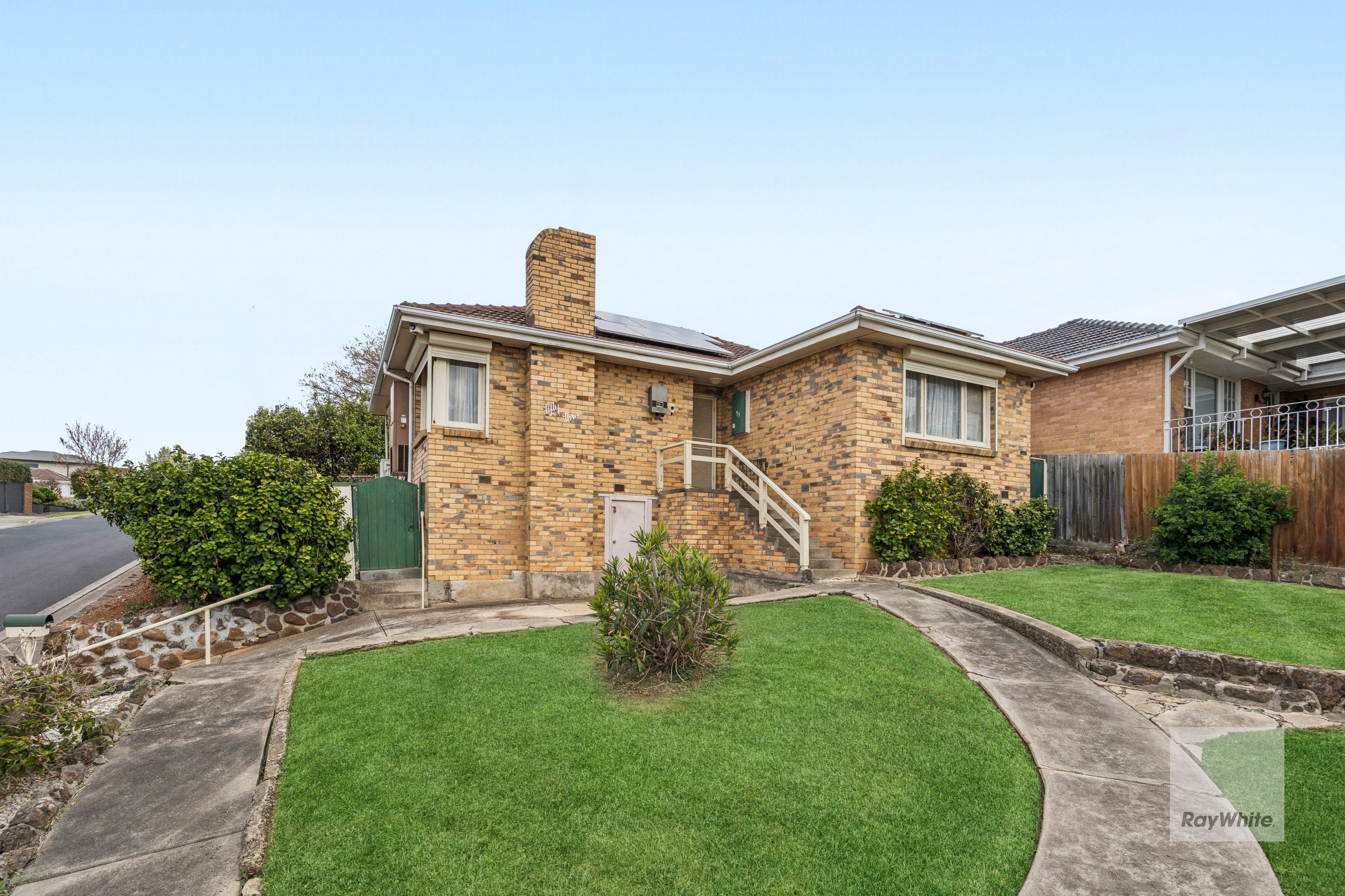 53 Lebanon Street, Strathmore VIC 3041