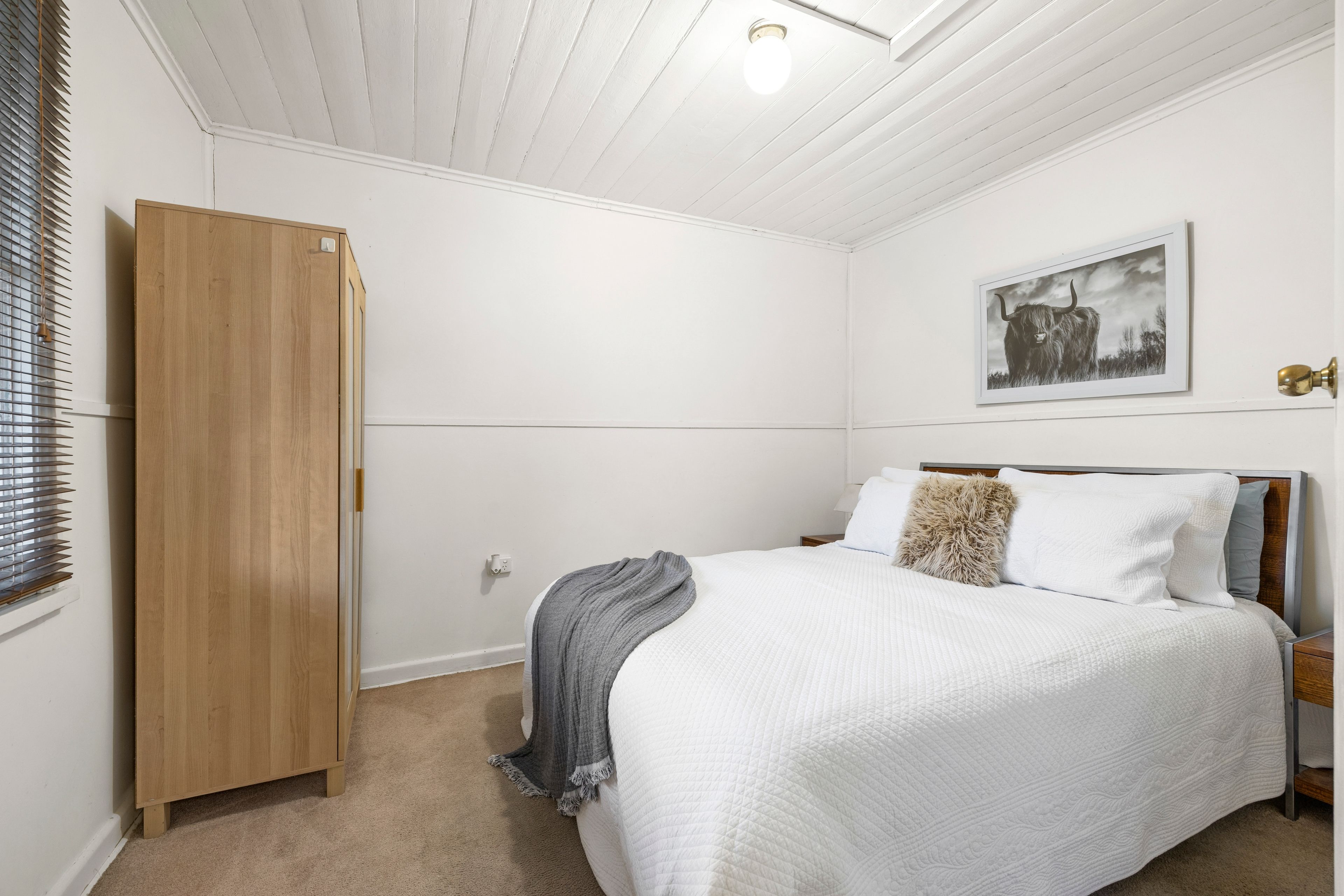 42 Hutton Street — photo 6 of 17