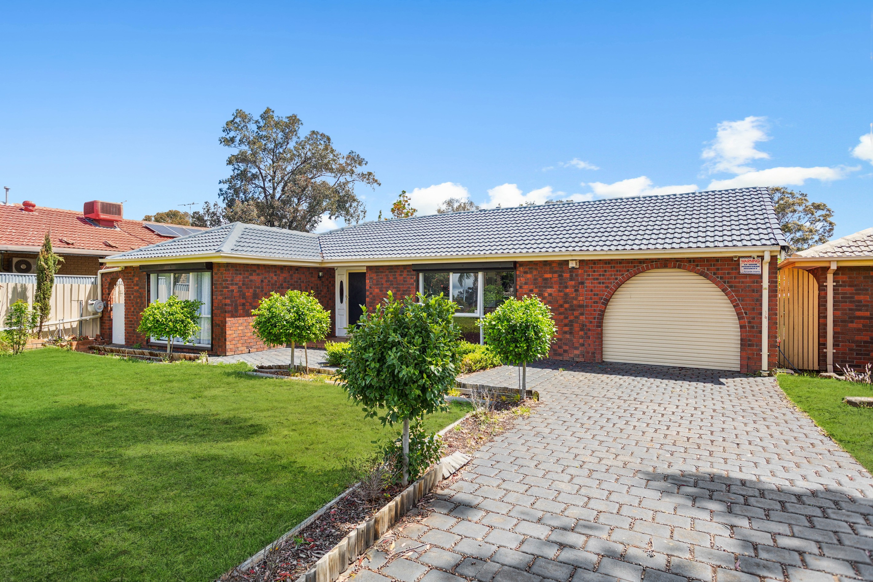 4 Valiant Court, Salisbury Heights, SA 5109