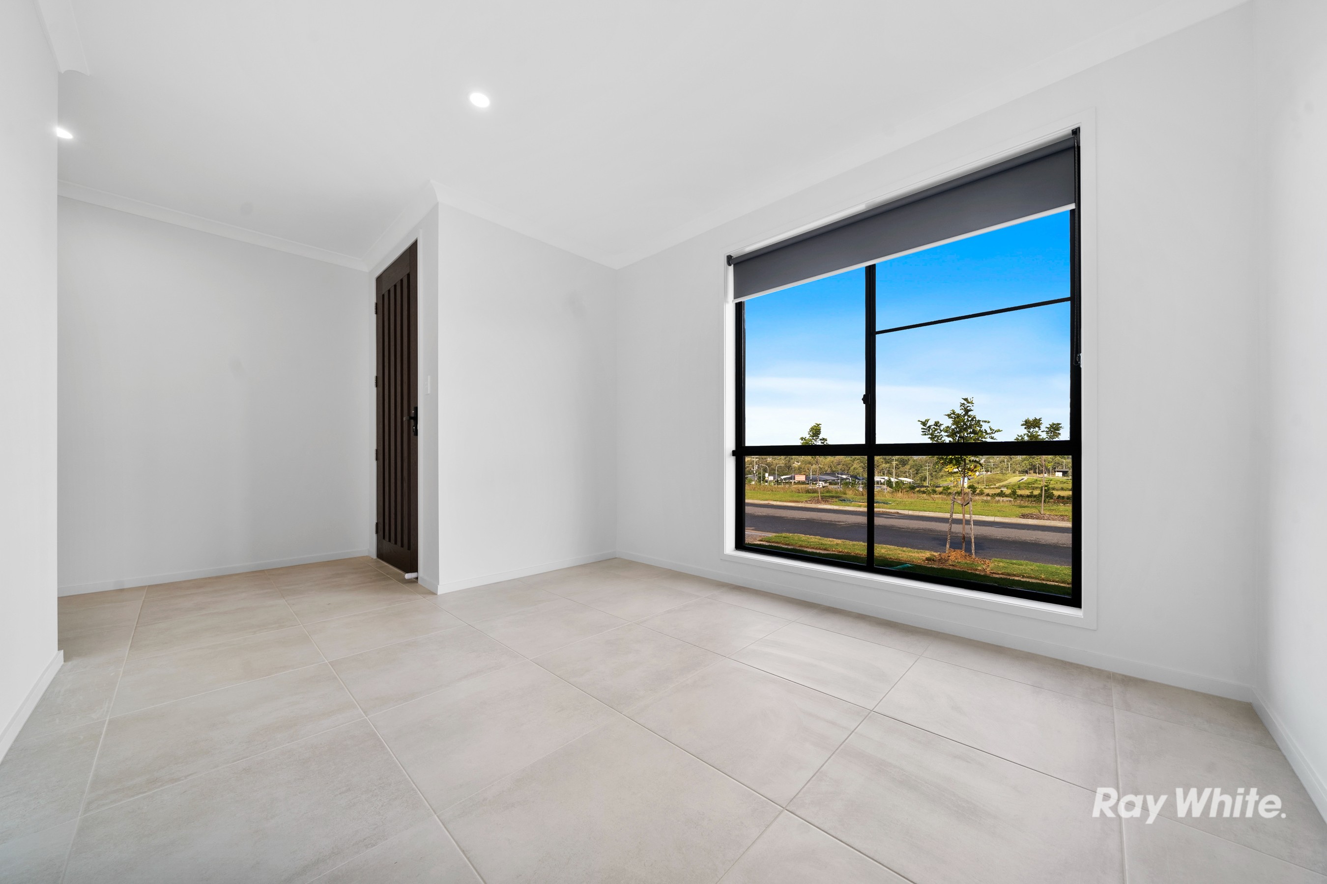 8 Horizon Street, Ripley, QLD 4306