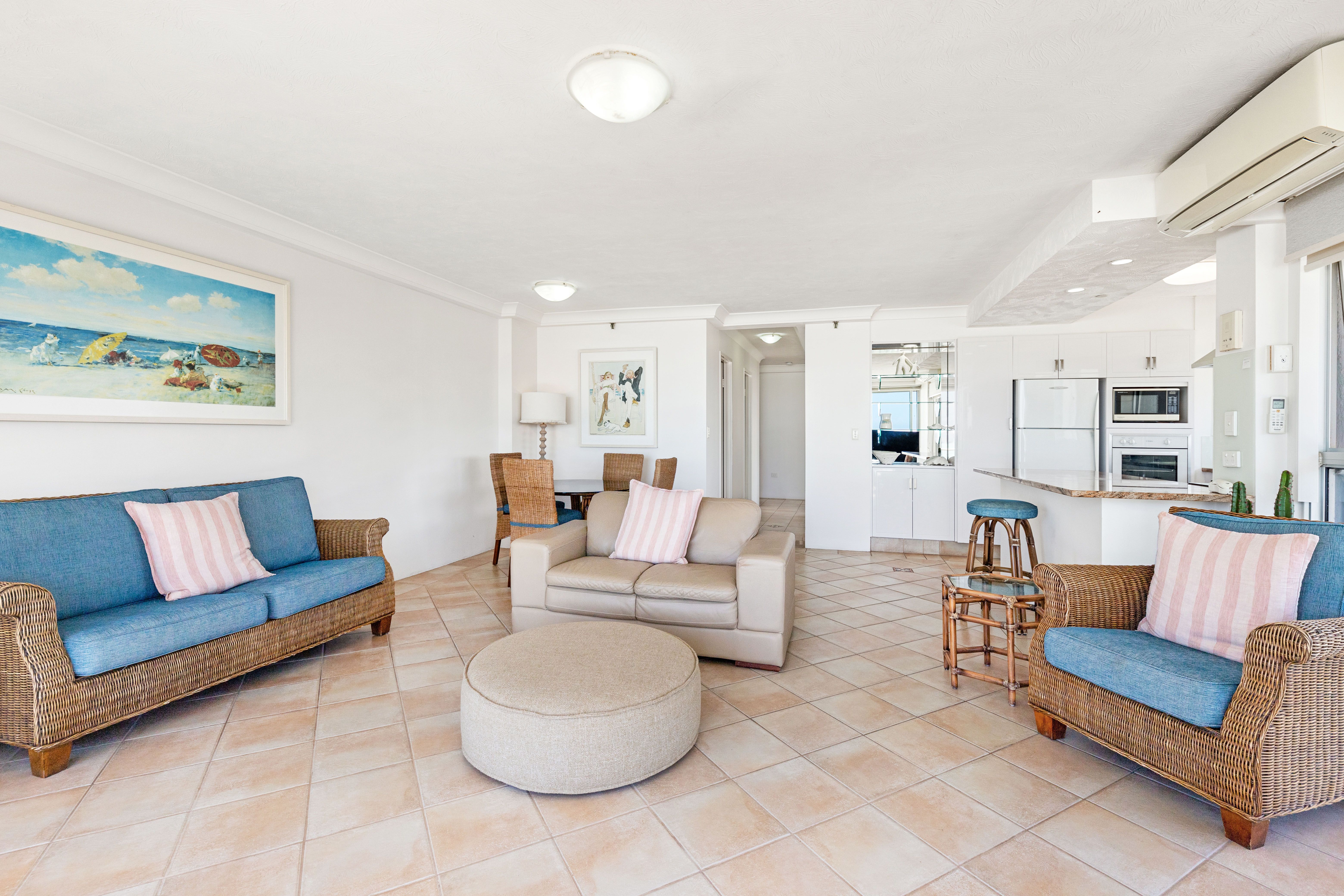 21/67 Broadbeach Boulevard, Broadbeach, QLD 4218