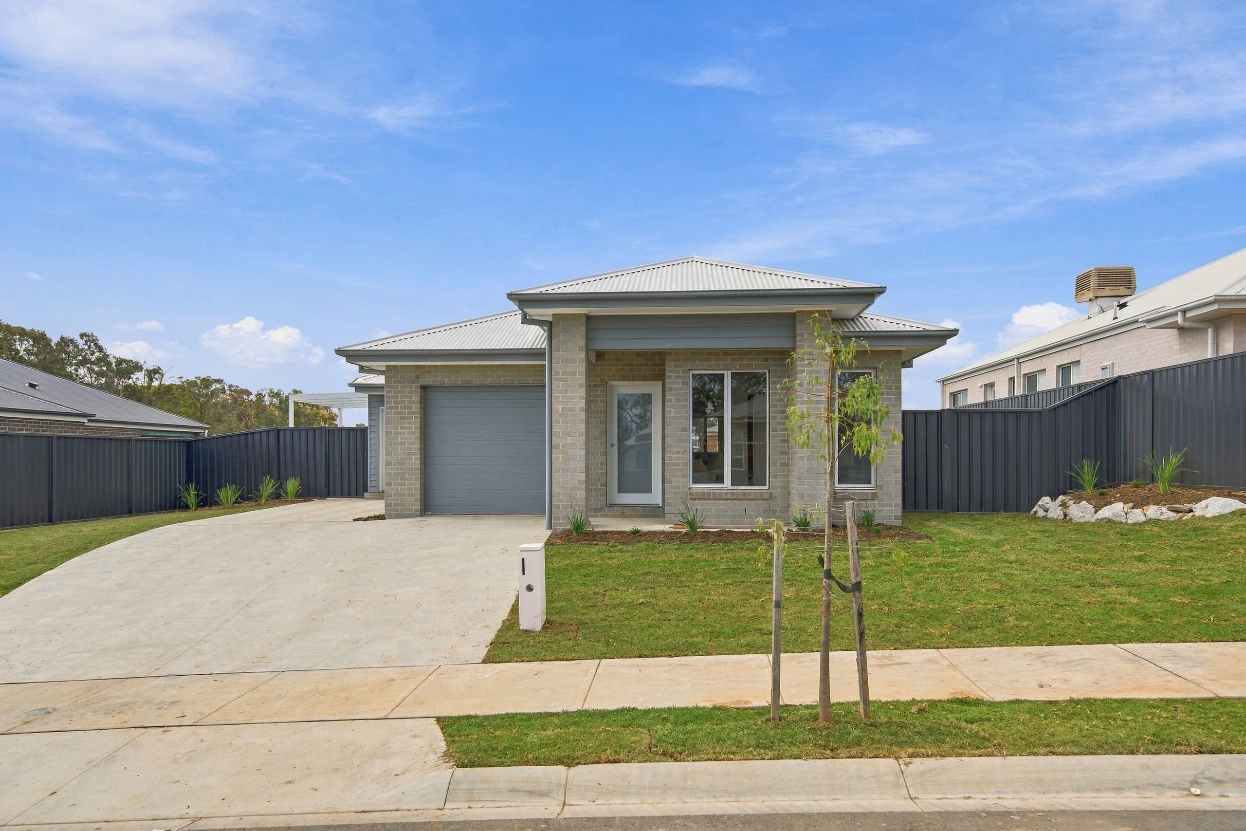 24 Spikerush Court — photo from Ray White Albury Central