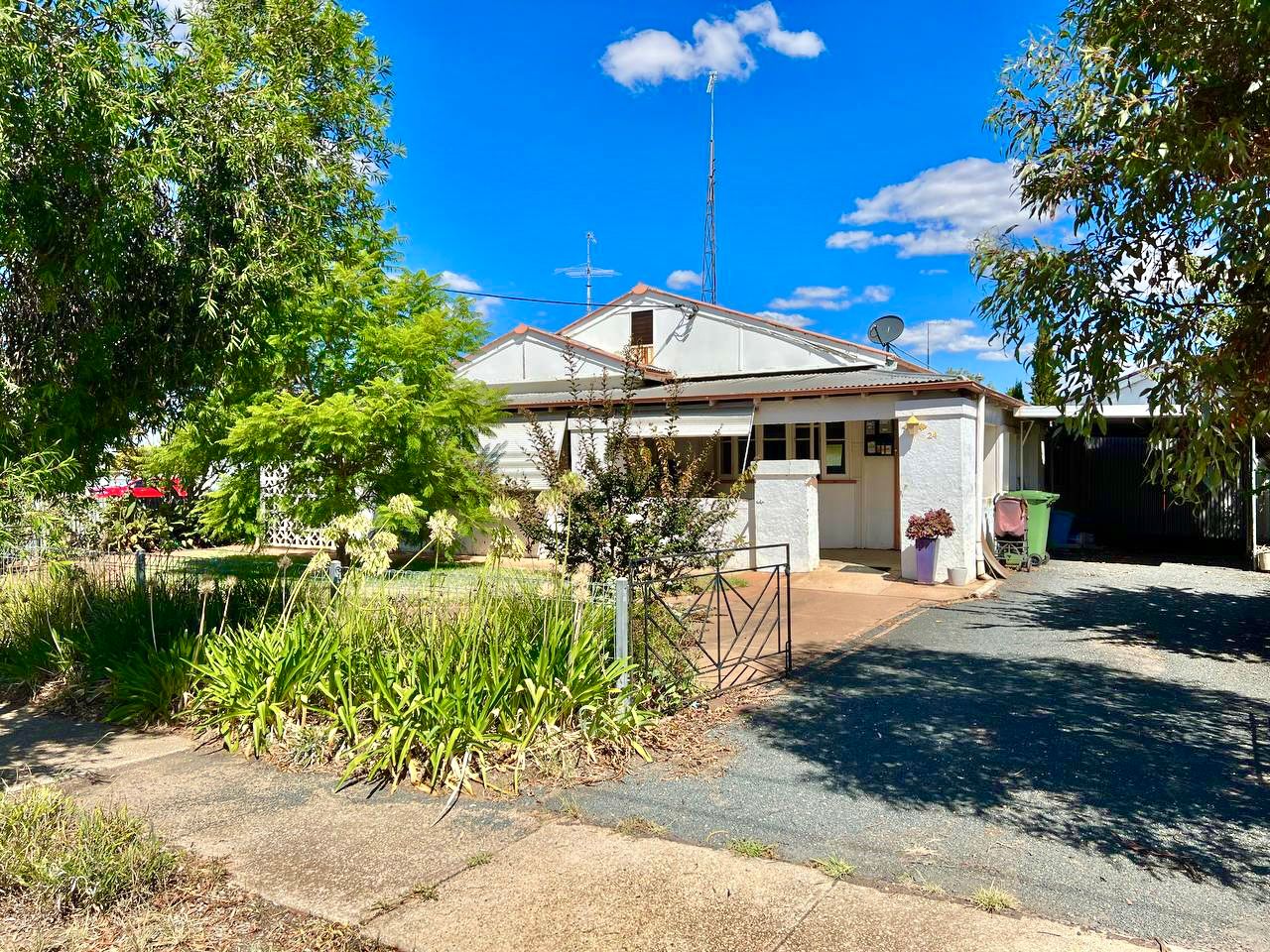24 Shire Street, West Wyalong, NSW 2671