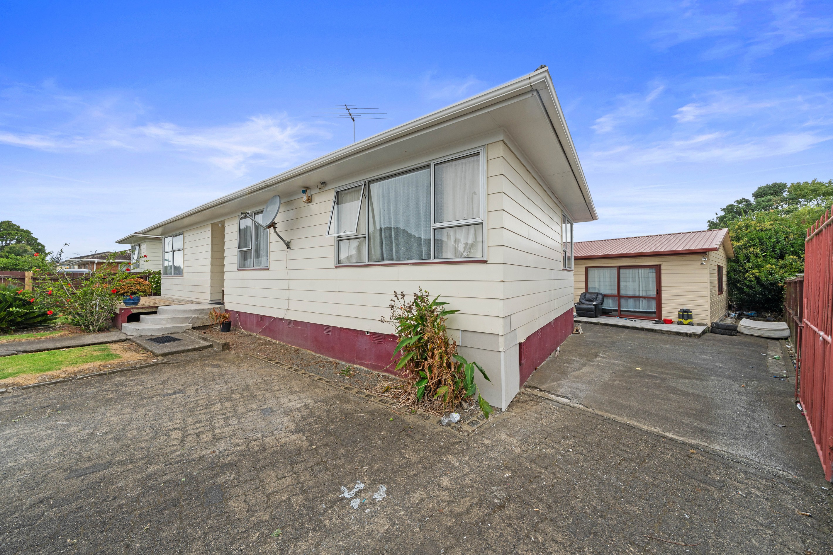 17 Sunlands Drive, Manurewa, Manukau City