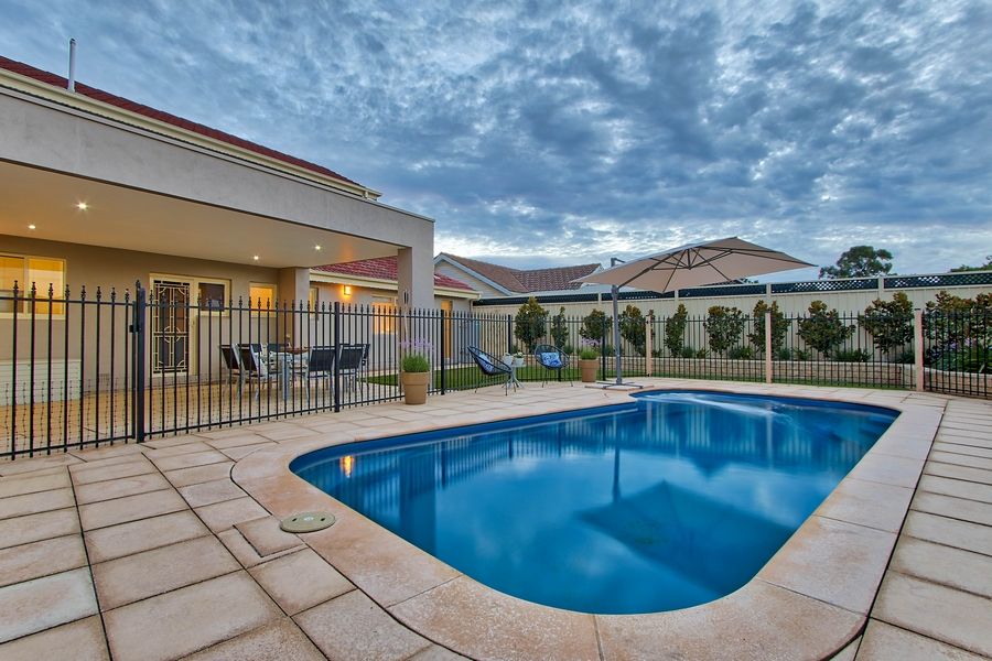 2 Abelia Avenue, Flinders Park, SA 5025