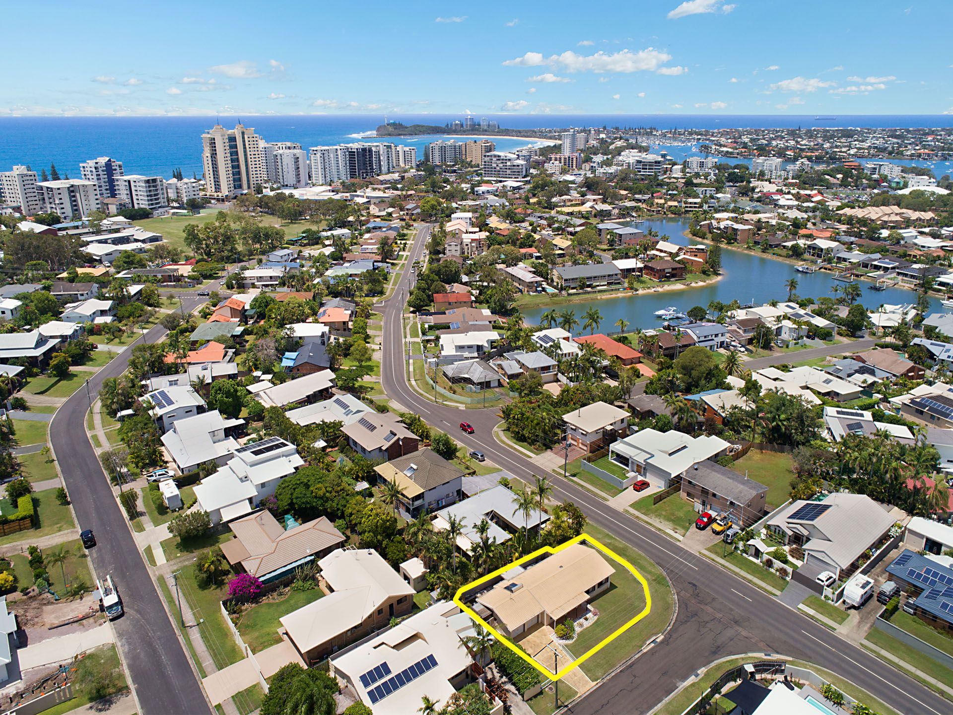 2 Agale Street, Mooloolaba, QLD 4557