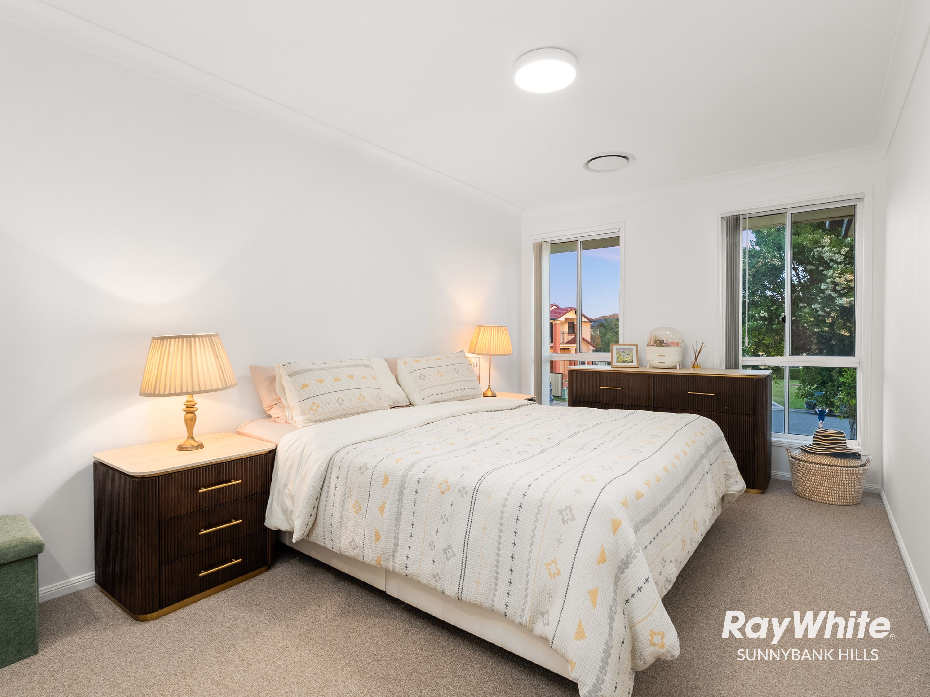 22 Cornell Close — photo 21 of 30