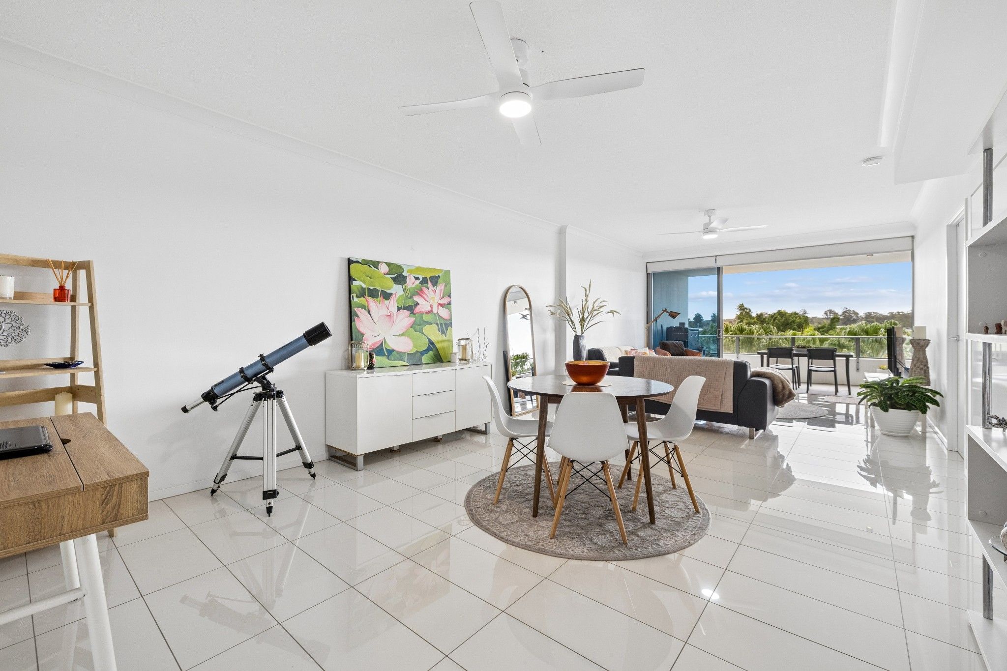 210/41 Harbour Town Drive — photo 4 of 30