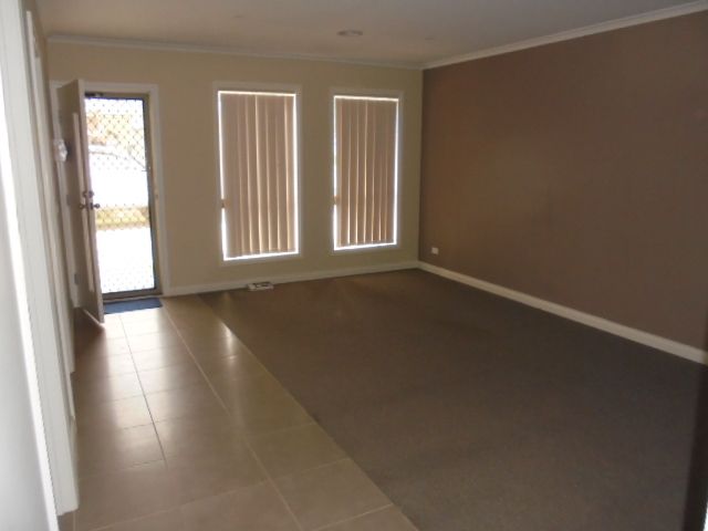 6/3 Austin Place, Melton South, VIC 3338