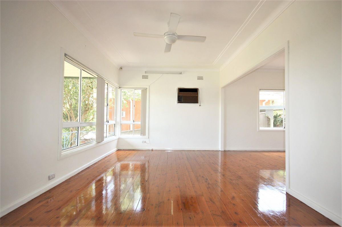 27 Austin Avenue, Campbelltown, NSW 2560