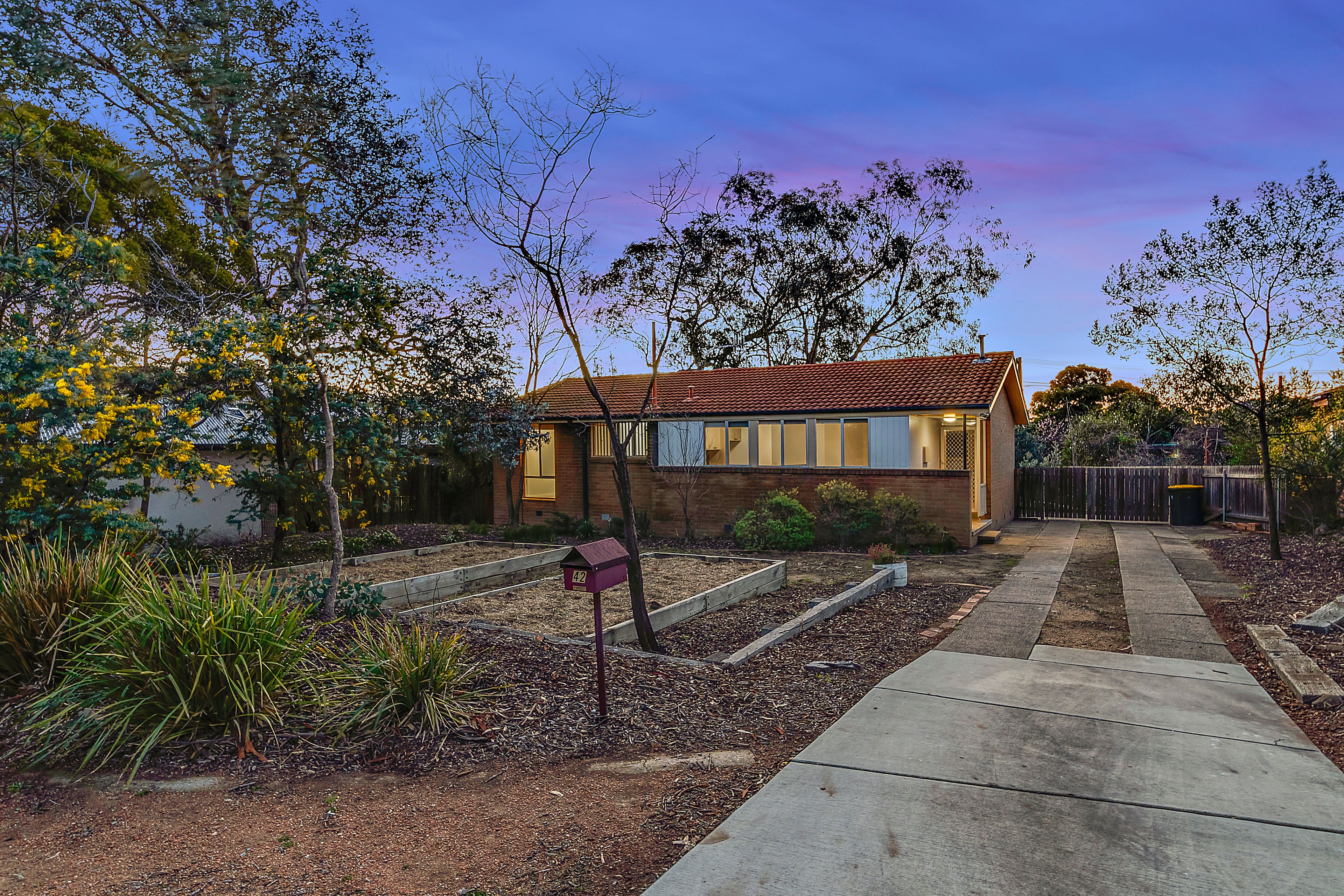 42 Kambalda Crescent, Fisher, ACT 2611