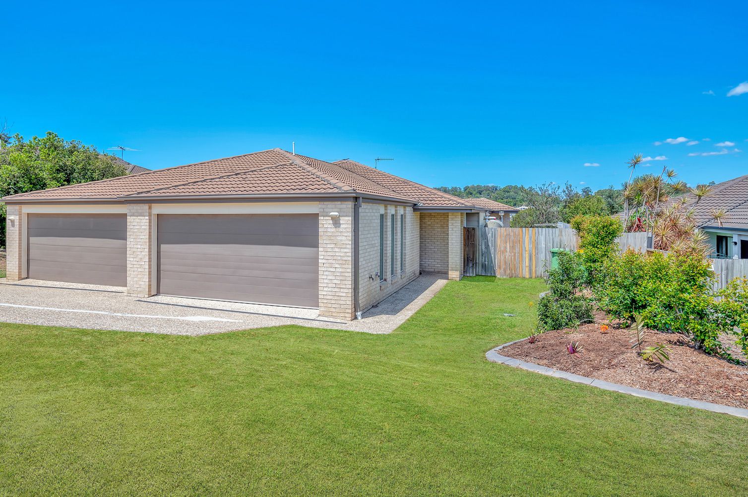 2/6 Bella Boulevard, Pimpama QLD 4209