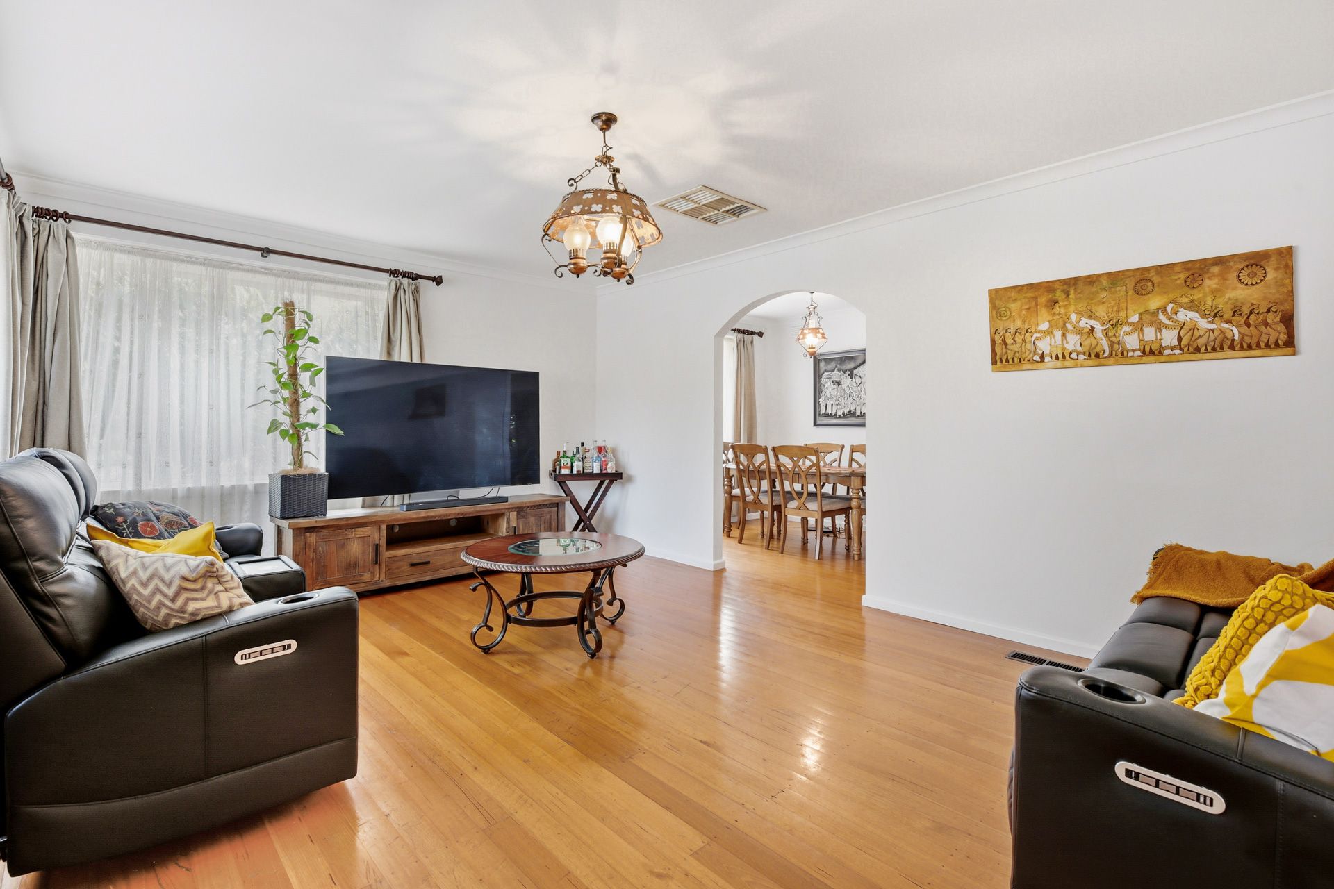 2 Graduate Crescent, Wheelers Hill, VIC 3150