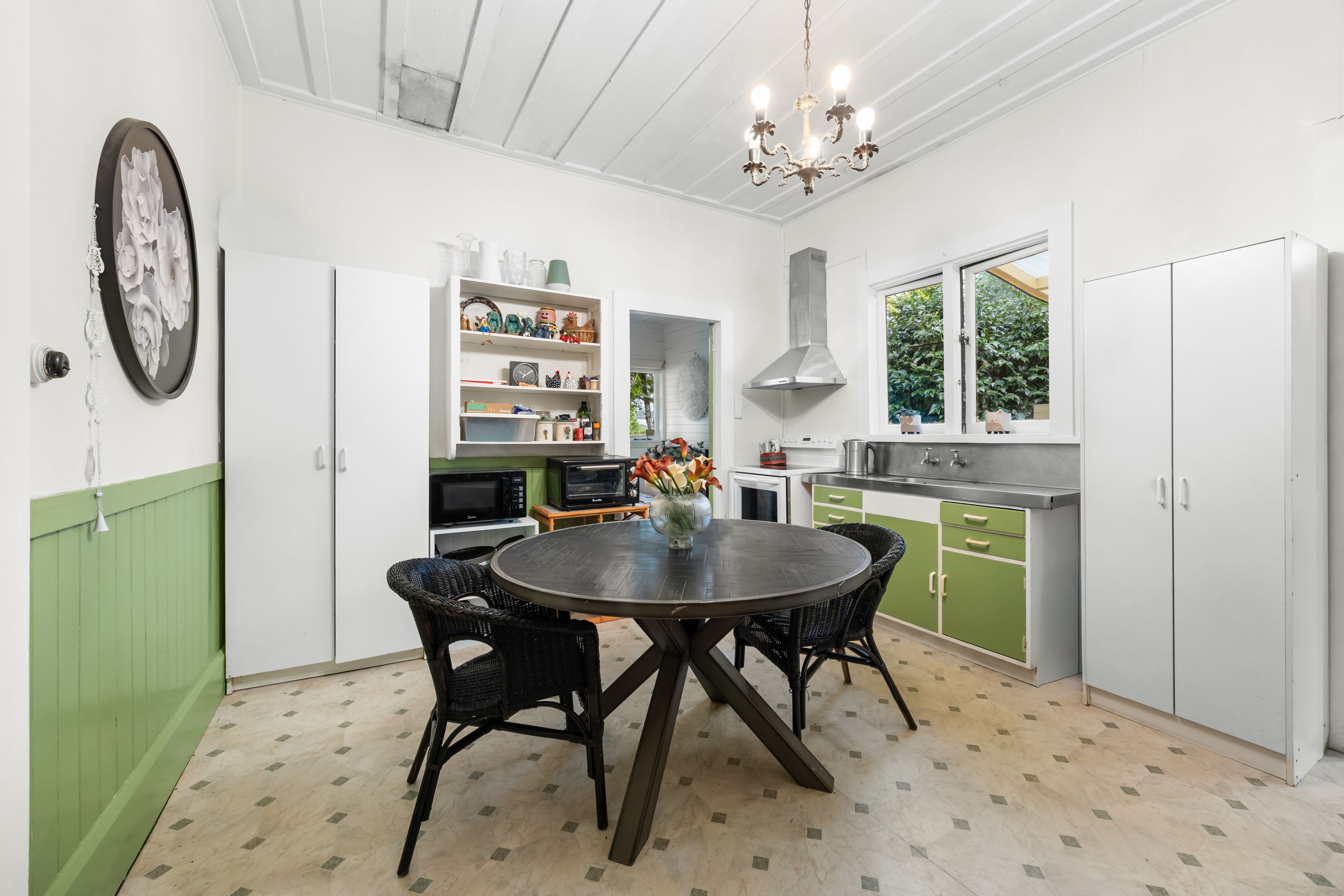 14 Mcleod Road, Henderson, Waitakere City