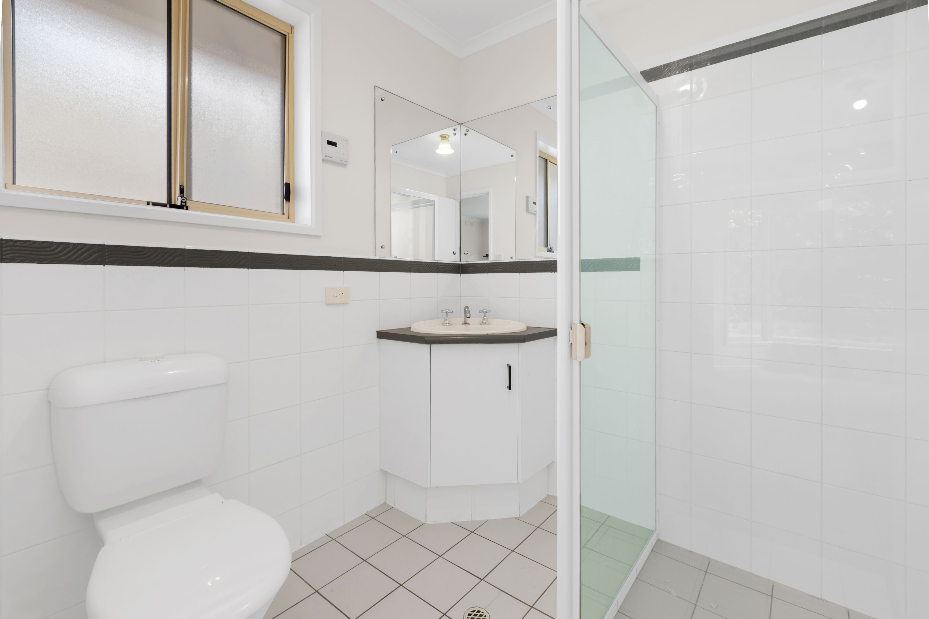 88 Somerset Grove — photo 16 of 29