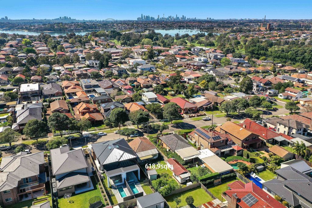 16 Noble Street, Concord NSW 2137