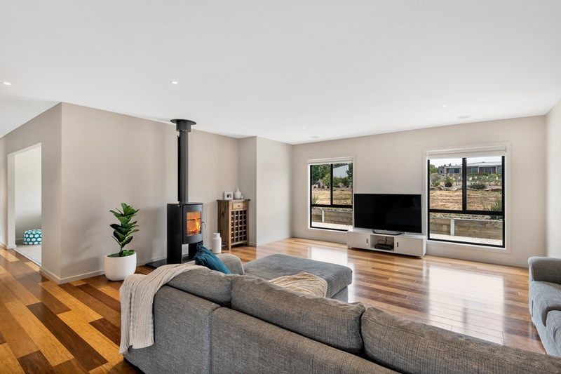 35 Daruma Way, BATESFORD, VIC 3213