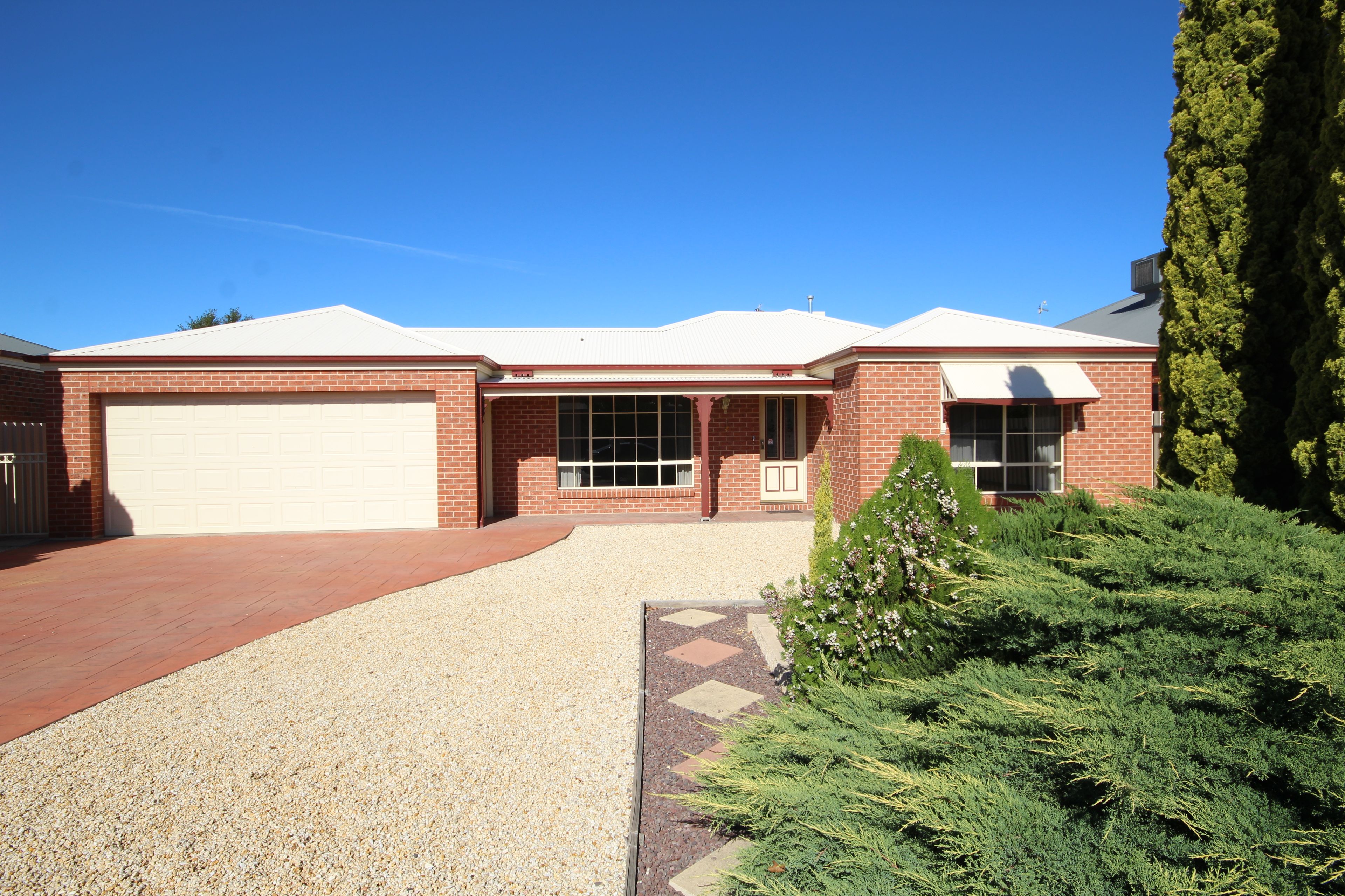 5 Burnett Street, Horsham VIC 3400