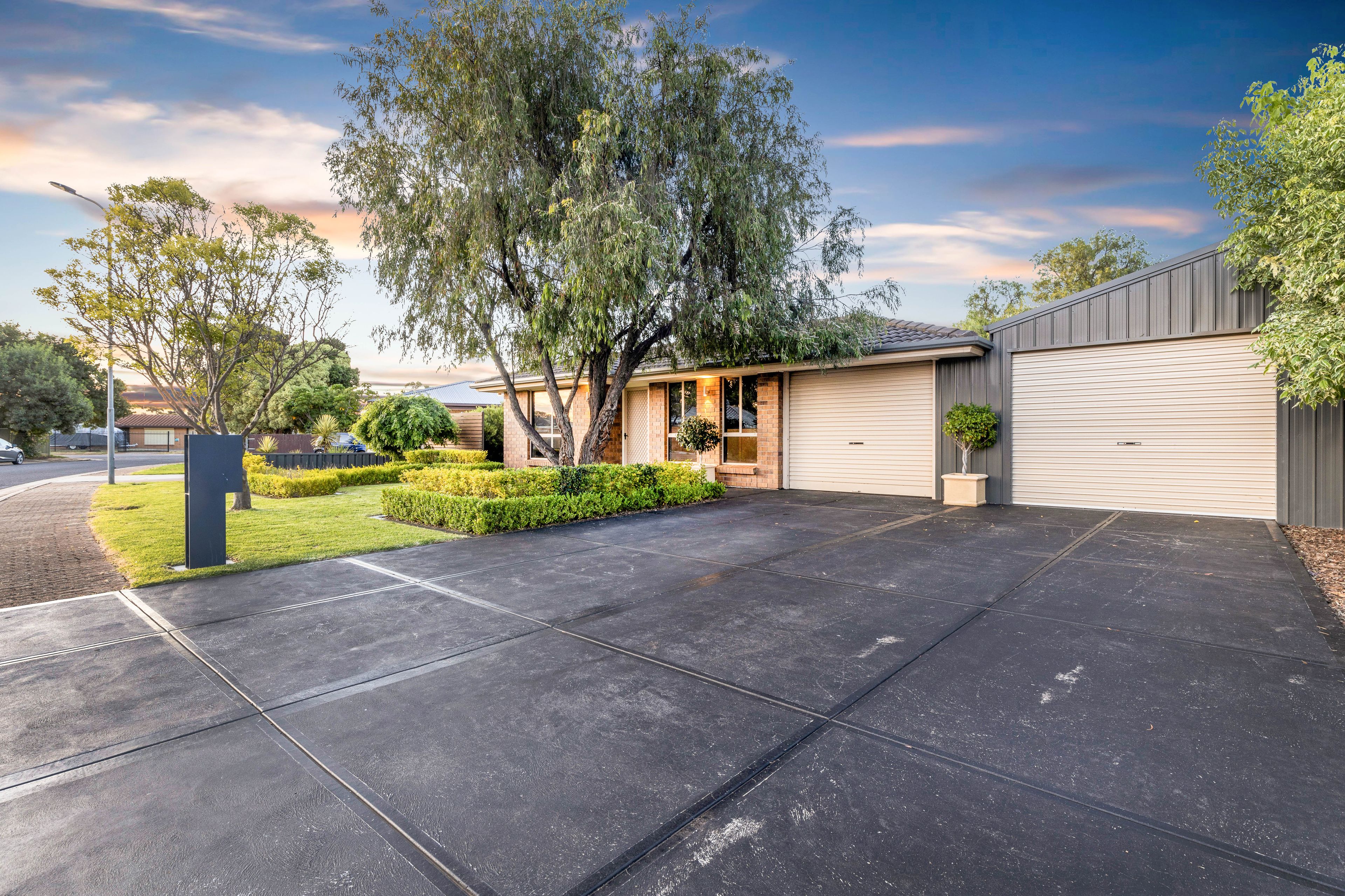 5 Carabeen Crescent, Andrews Farm, SA 5114