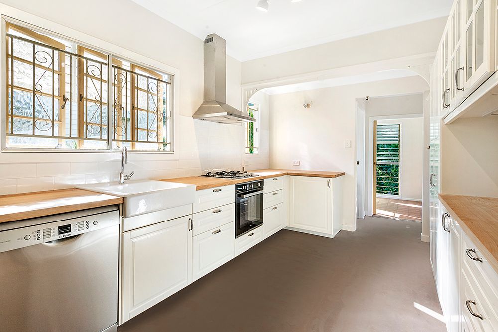 32 Lockyer Street, Camp Hill, QLD 4152