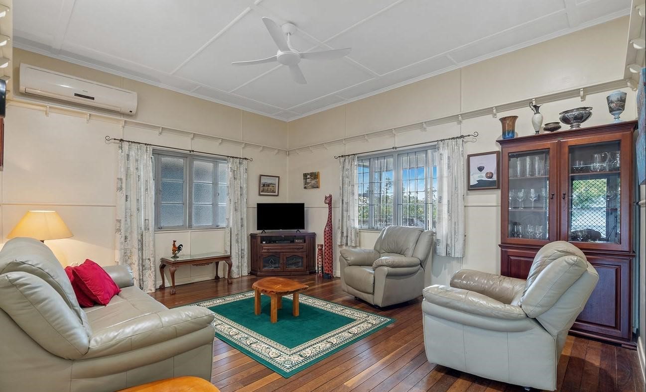 6 Eversleigh Road, Scarborough, QLD 4020