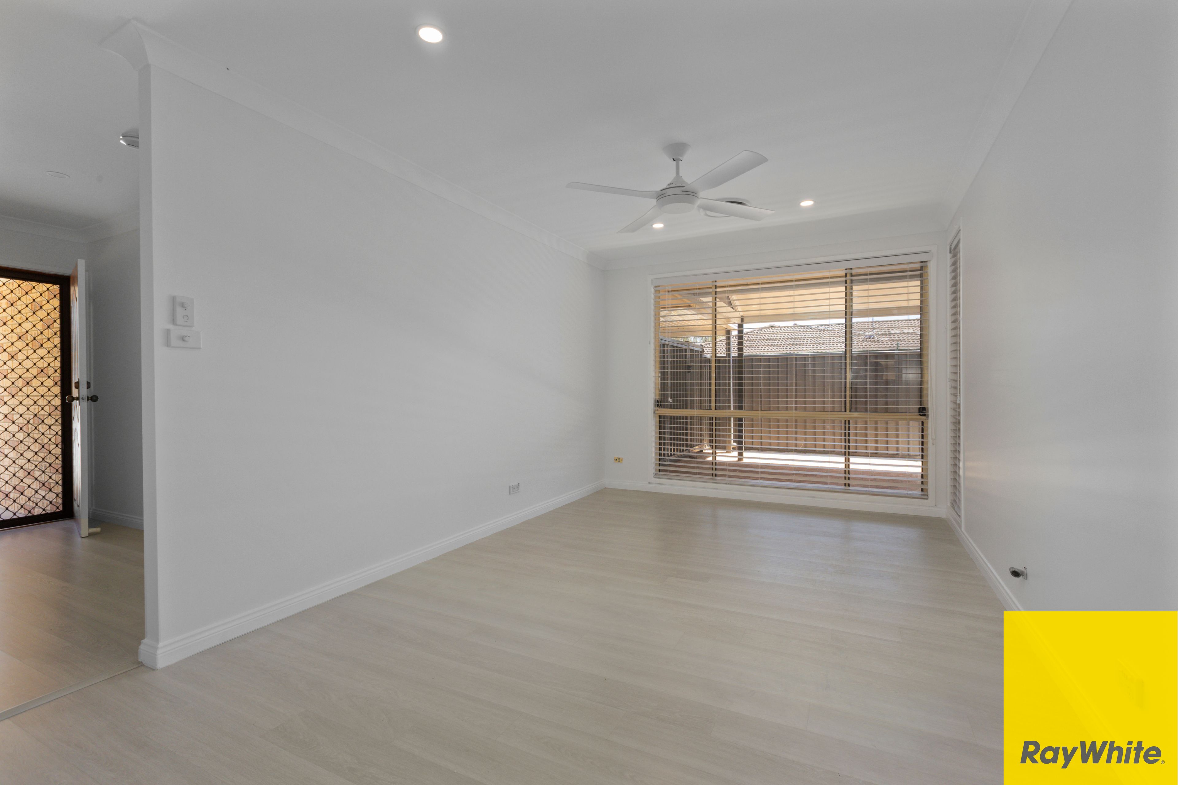 42 Dillwynia Drive, Glenmore Park, NSW 2745