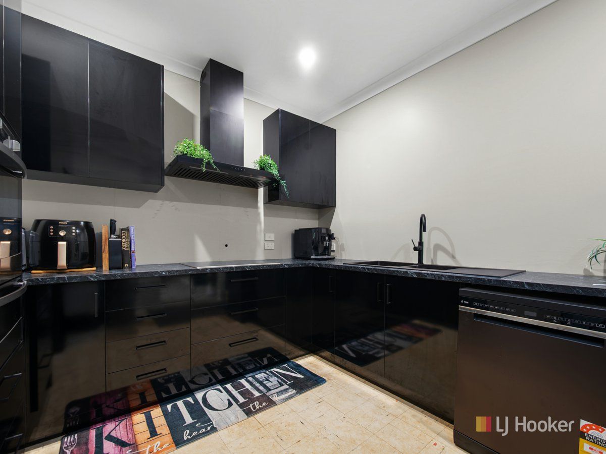 285 Scotts Road — photo 5 of 23