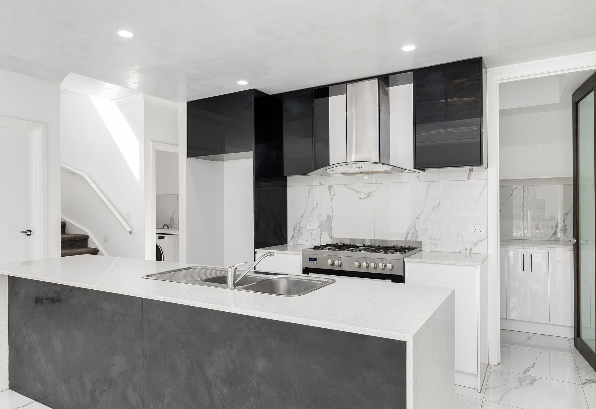 7 Monticiano Road — photo 3 of 14