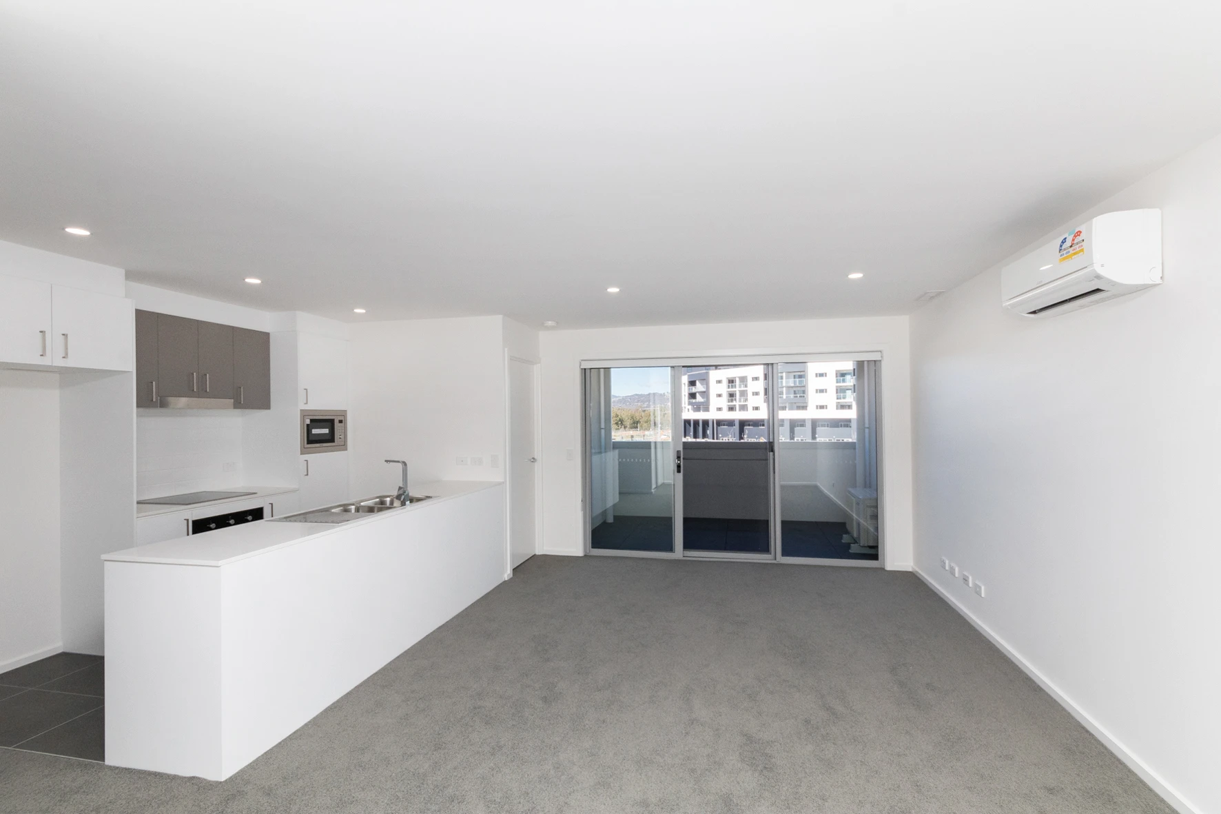 68/15 Limburg Way, Greenway, ACT 2900
