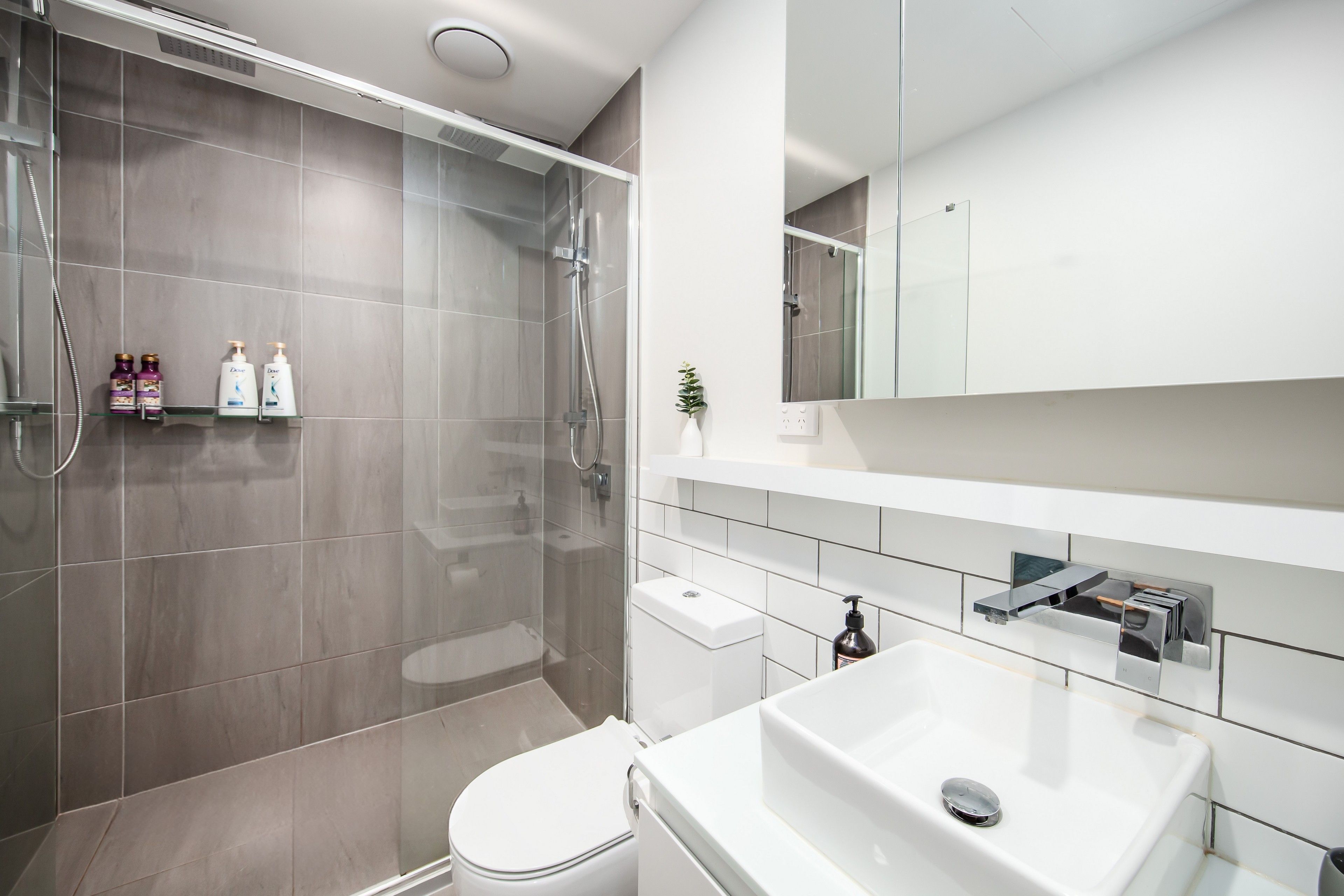 314/9 Commercial Road, Caroline Springs, VIC 3023