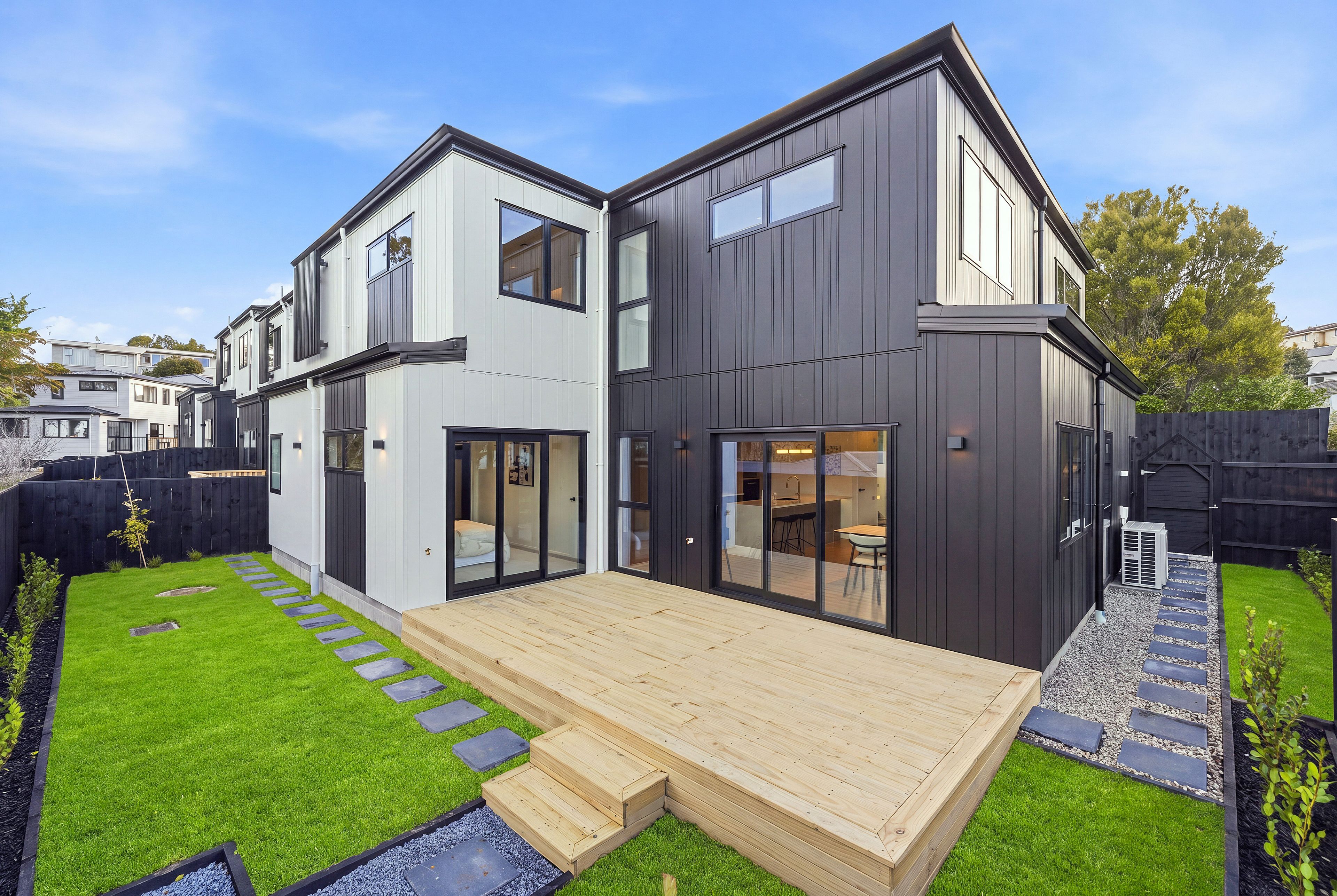 17 Cypress Place, Sunnynook, North Shore City
