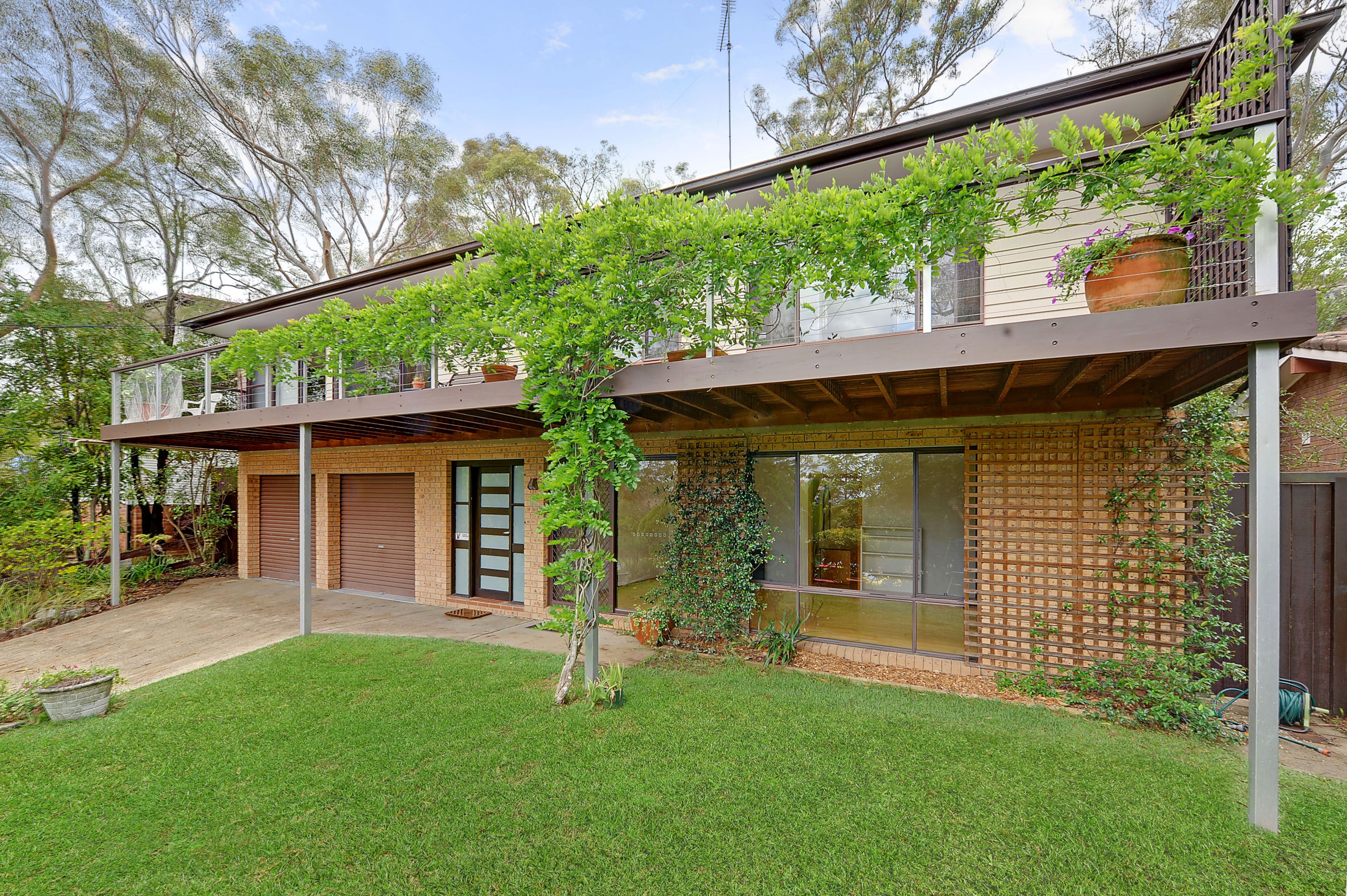 16 Evans Road