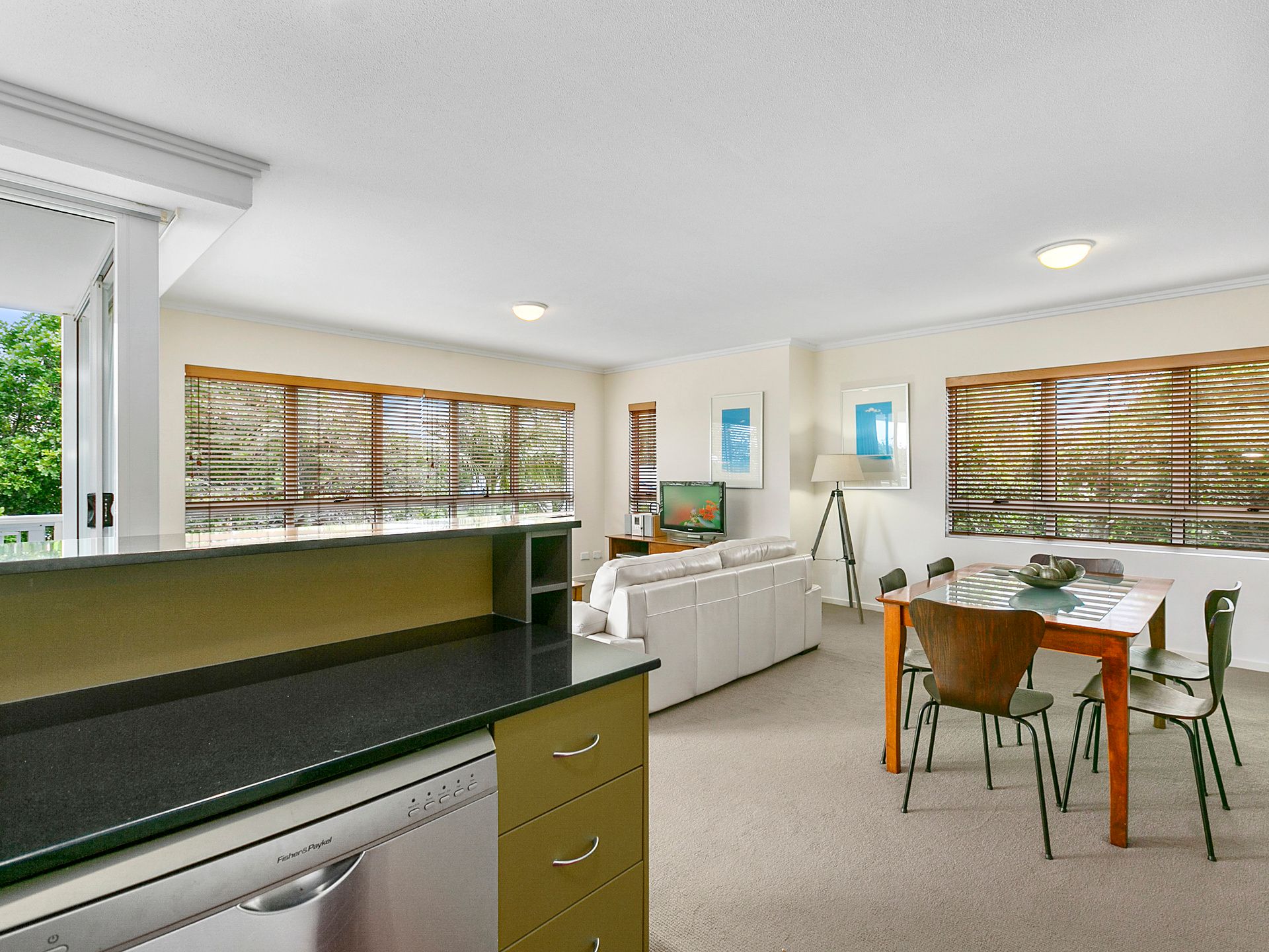 1864-1870 David Low Way, Coolum Beach QLD 4573