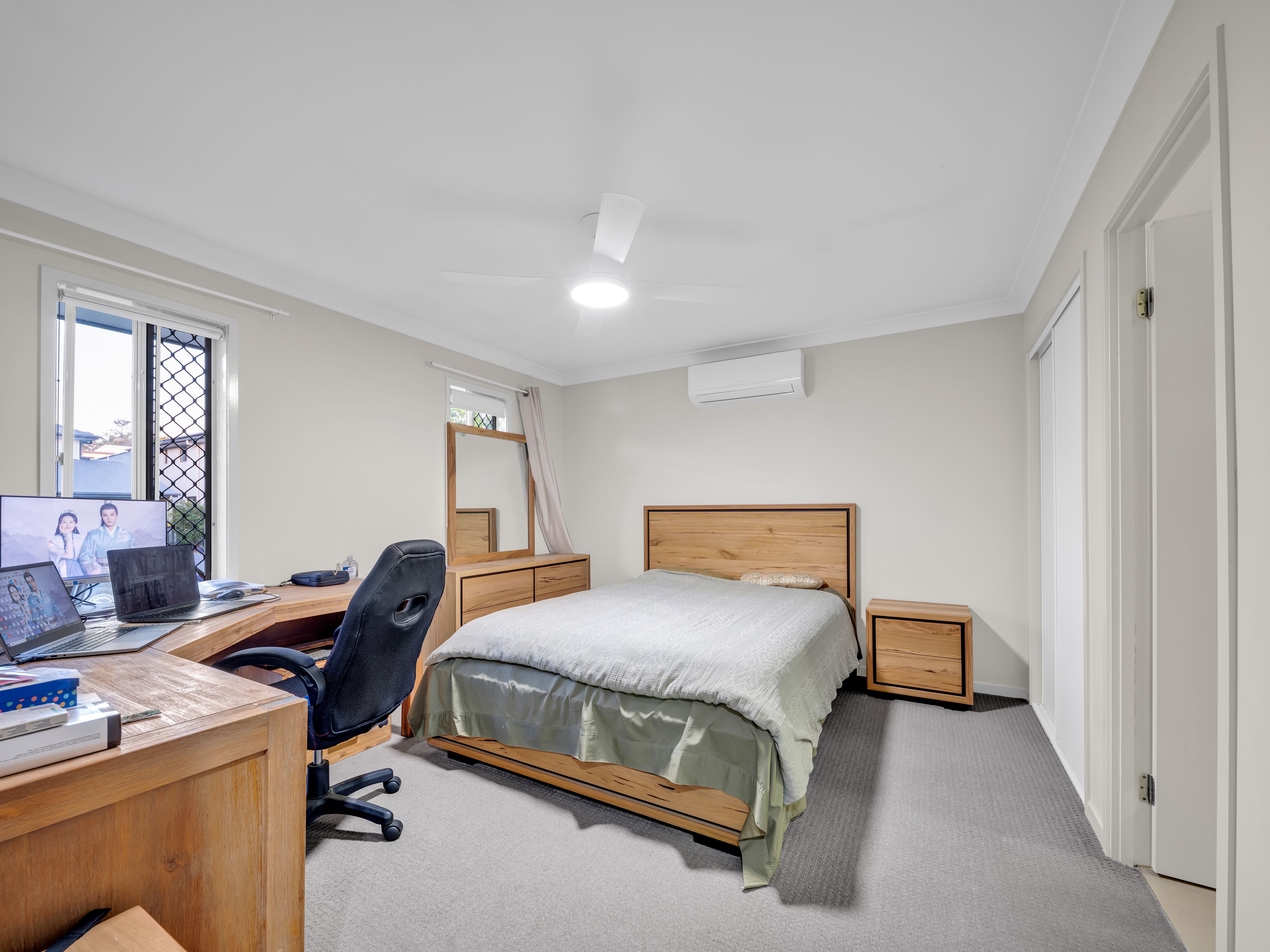 27 Woodgate Street — photo 11 of 18