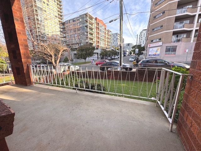 2/56 PARK Road — photo 7 of 8