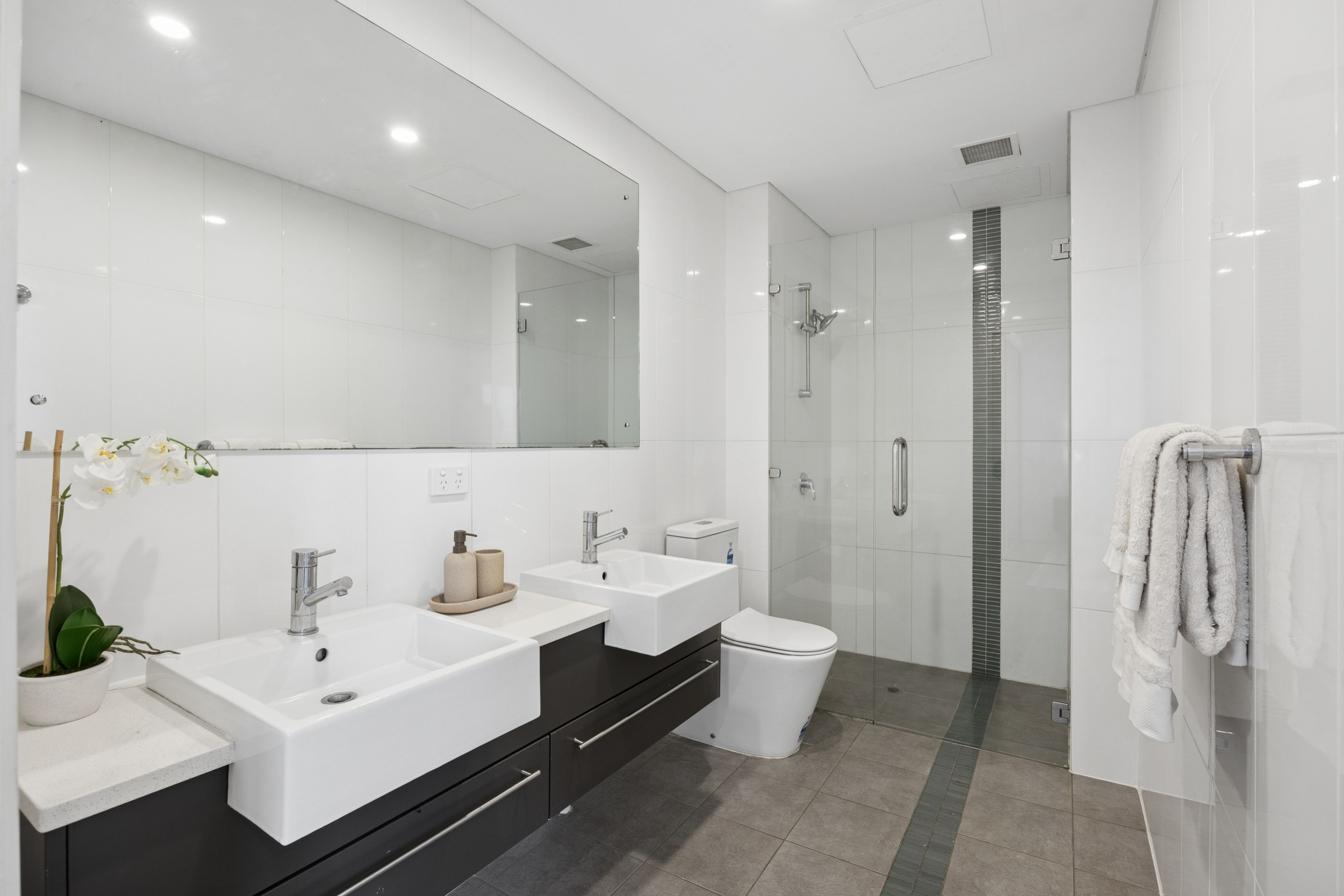 25/337 Lord Street — photo 19 of 28