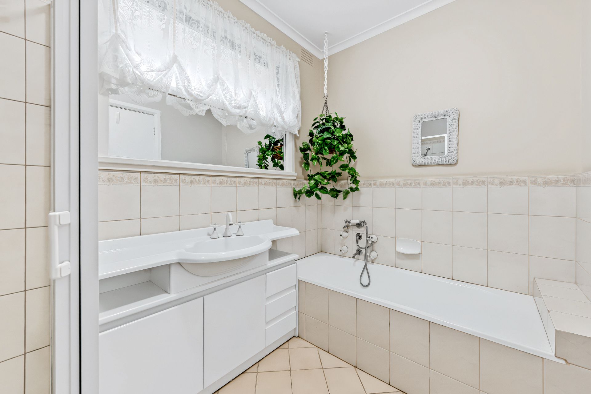 271 Gallaghers Road — photo 8 of 14