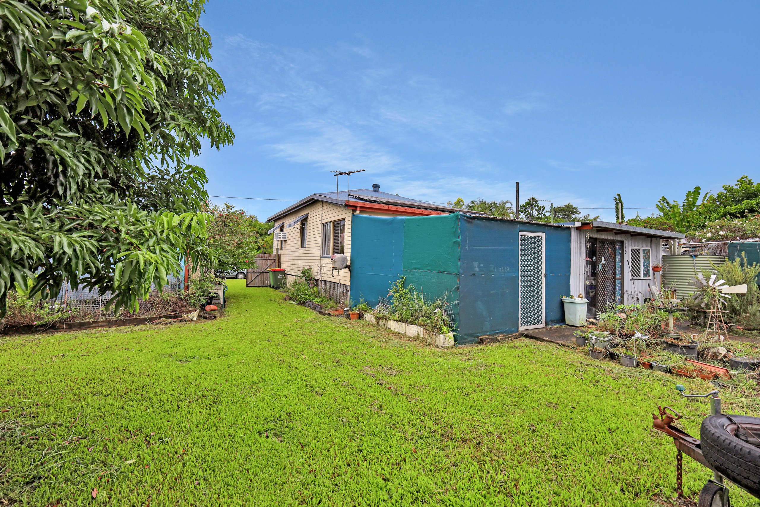 6 Leslie Street, Sarina, QLD 4737