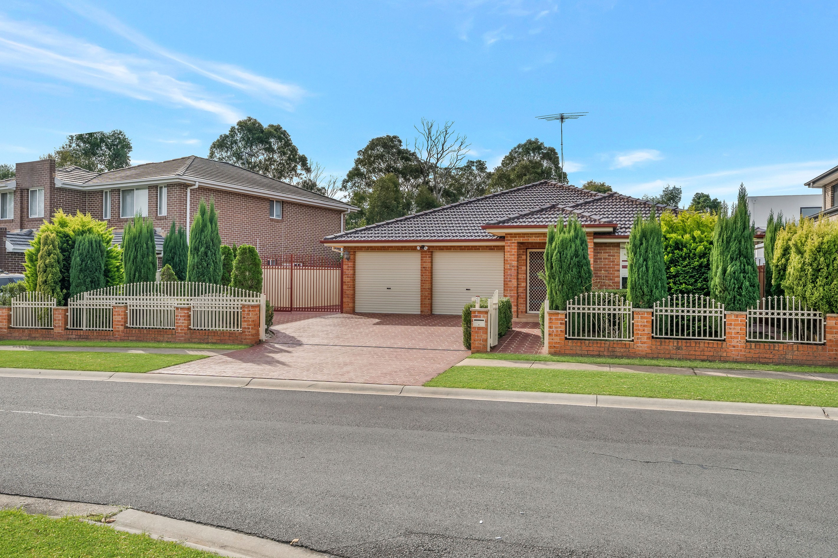 13 Witchhazel Place, Casula, NSW 2170