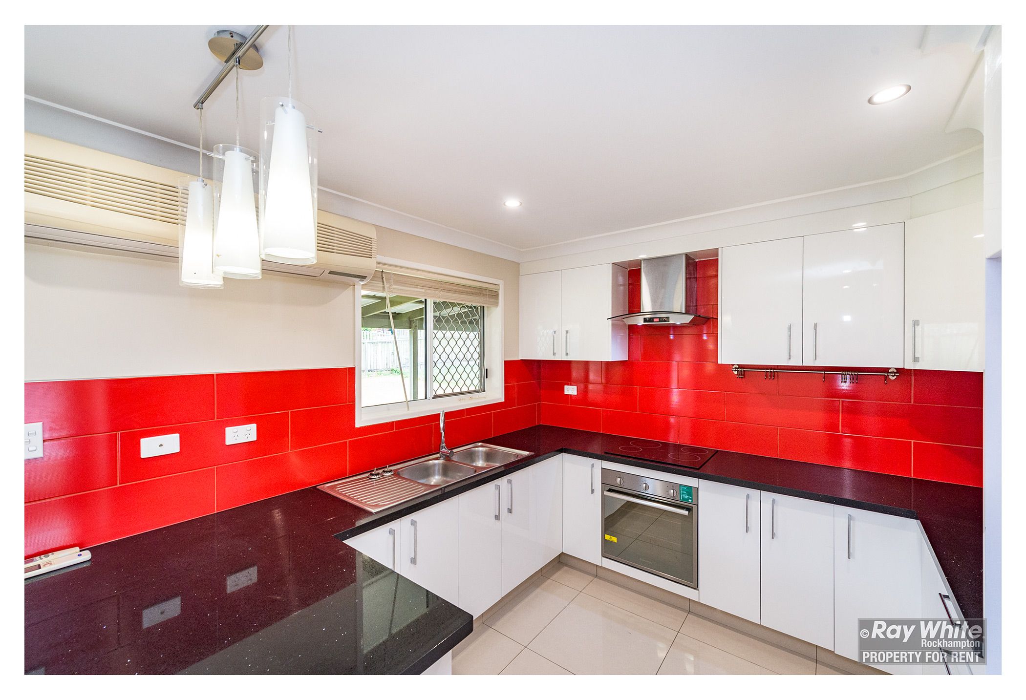 12 Poole Street, Kawana, QLD 4701