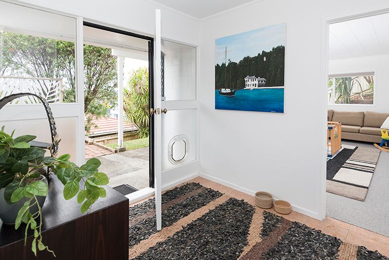 50 Alexander Street, Cockle Bay, Manukau City