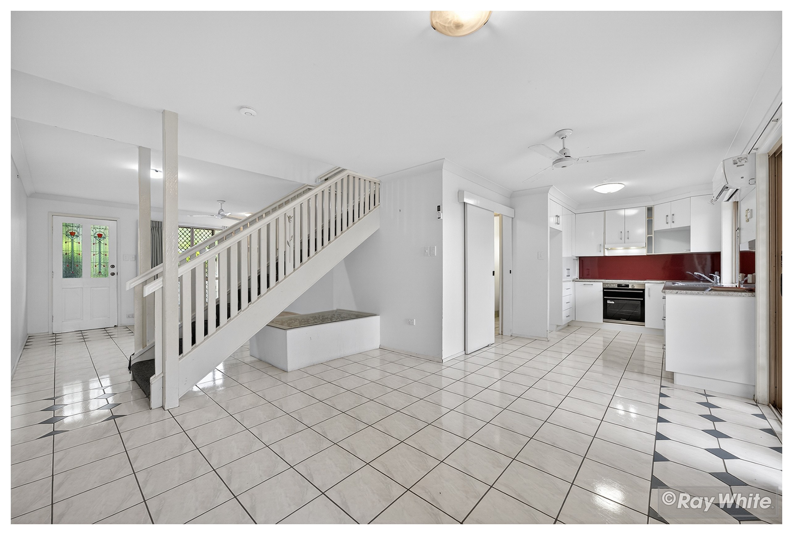 2/24 Forbes Avenue, Frenchville, QLD 4701