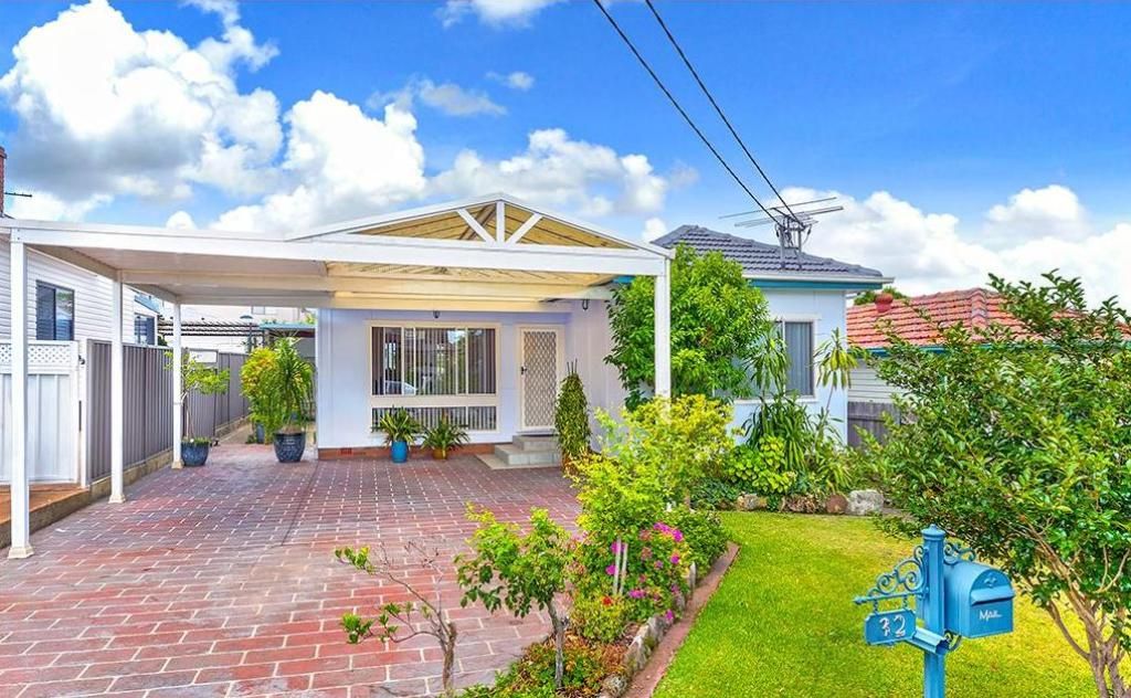 32 Valencia Street, Greenacre, NSW 2190
