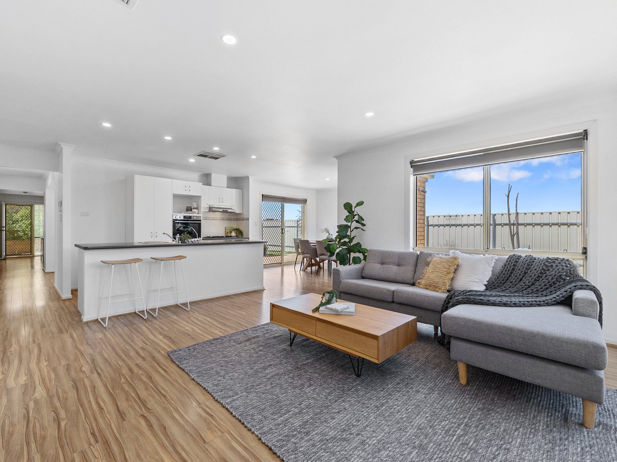 10 Mornington Place — photo 5 of 18