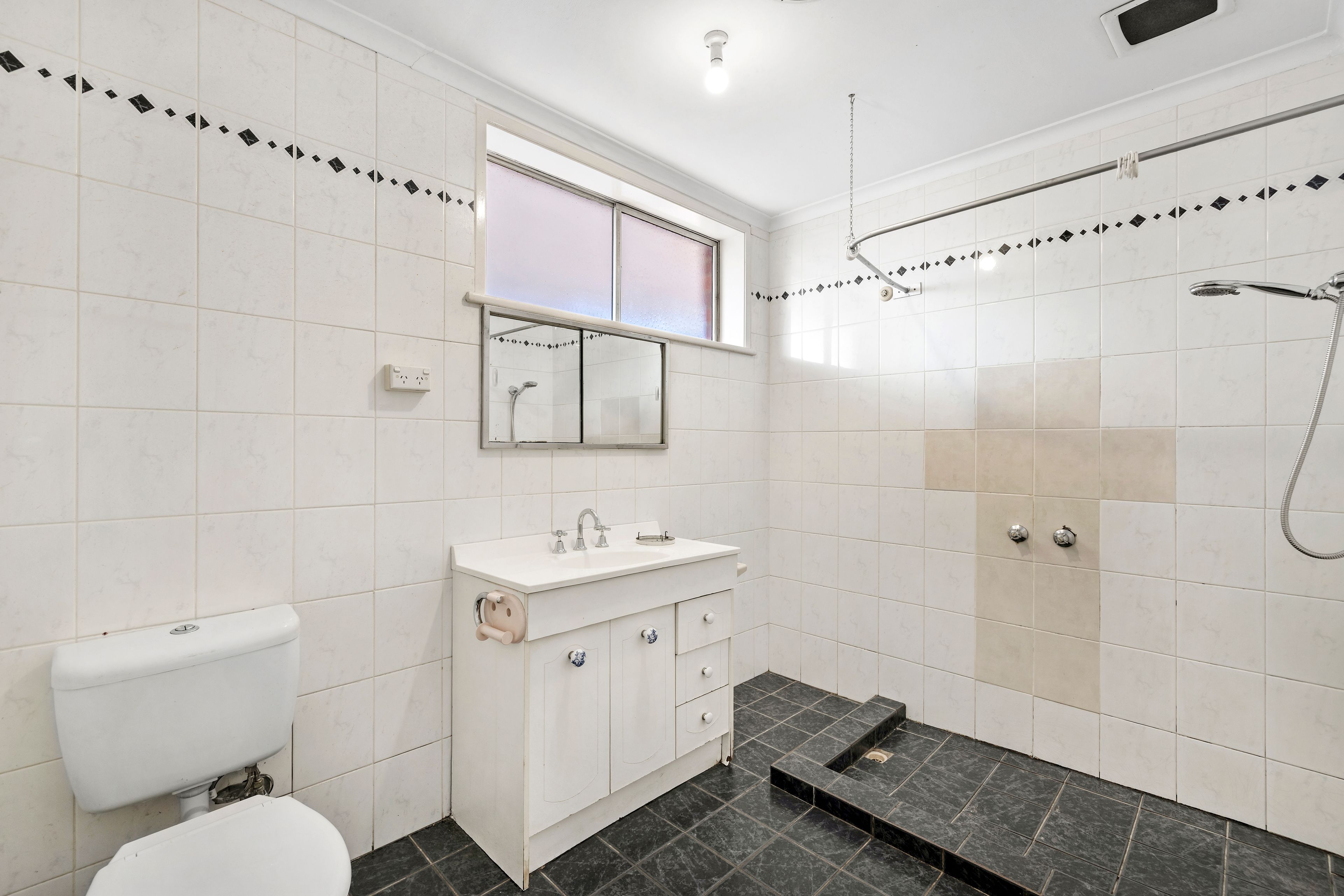 61 Nepean Highway — photo 13 of 27