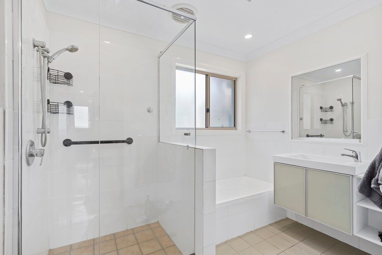 88 John Lund Drive — photo 12 of 15