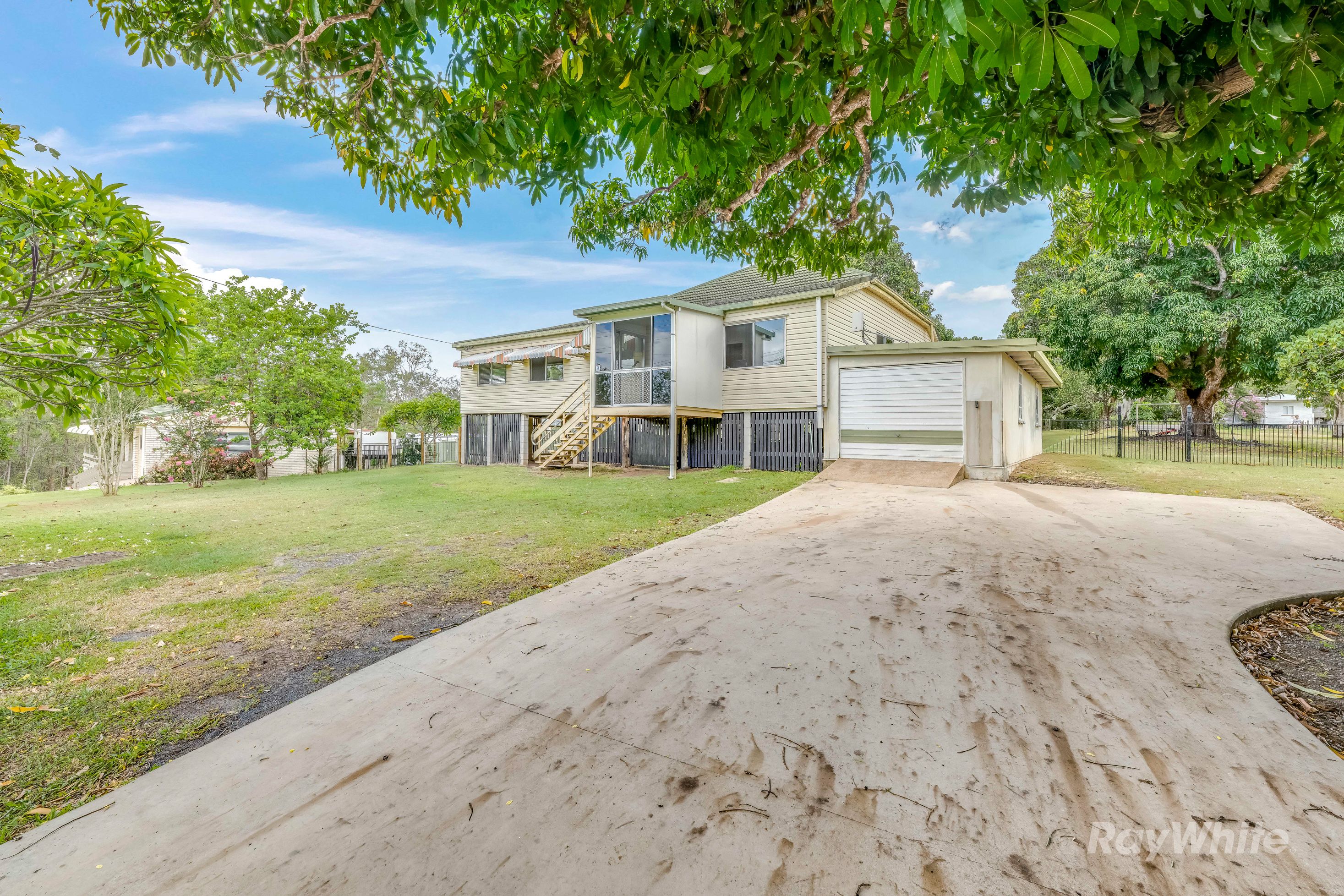 4 English Street, Gin Gin, QLD 4671
